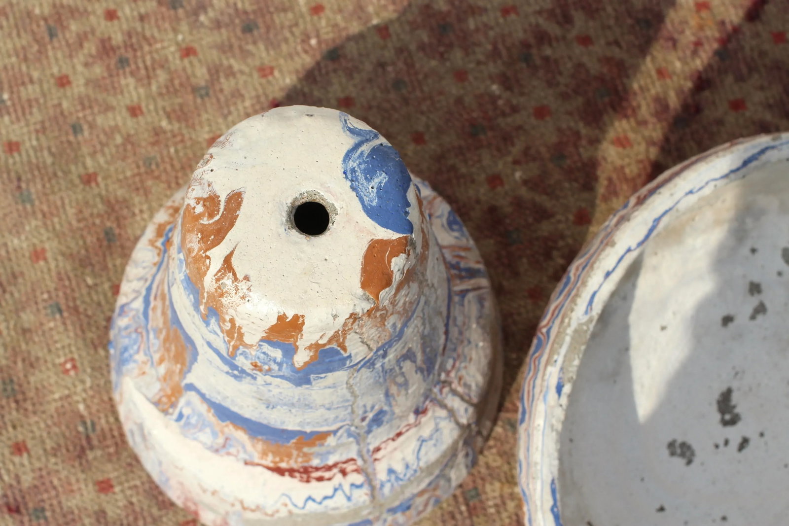 1930s Ozark Roadside Pottery Bird Bath - 6