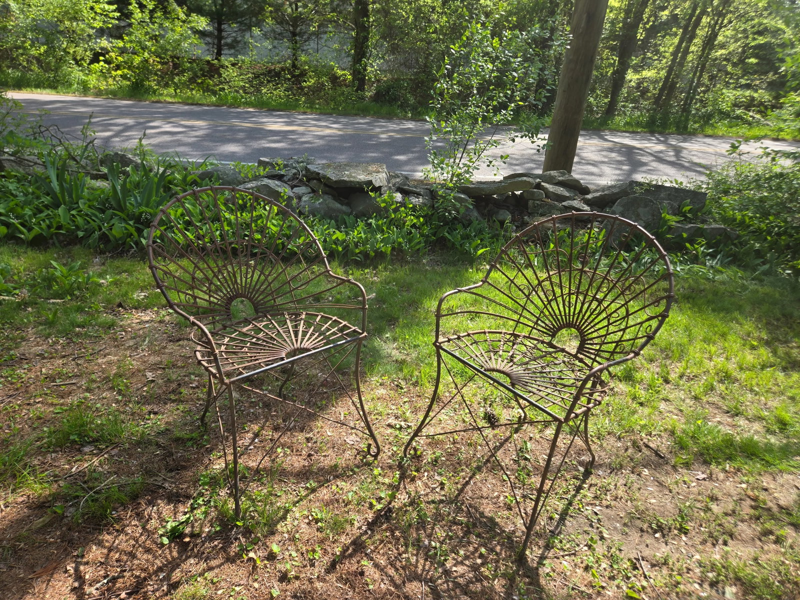 Vintage Wrought Iron Outdoor Patio Chairs - Set of 2 - 7