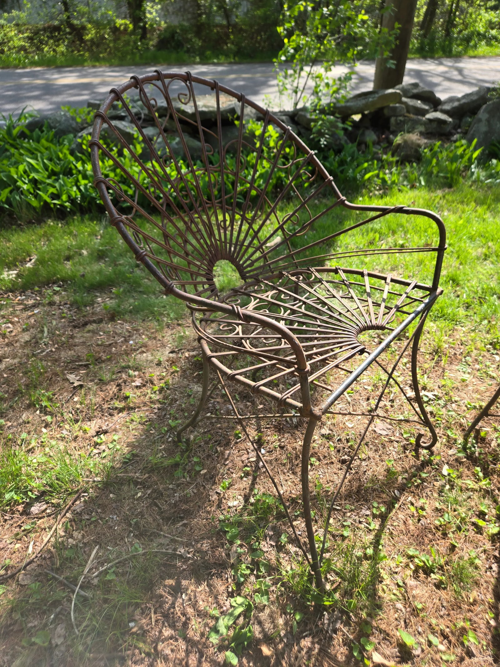 Vintage Wrought Iron Outdoor Patio Chairs - Set of 2 - 8