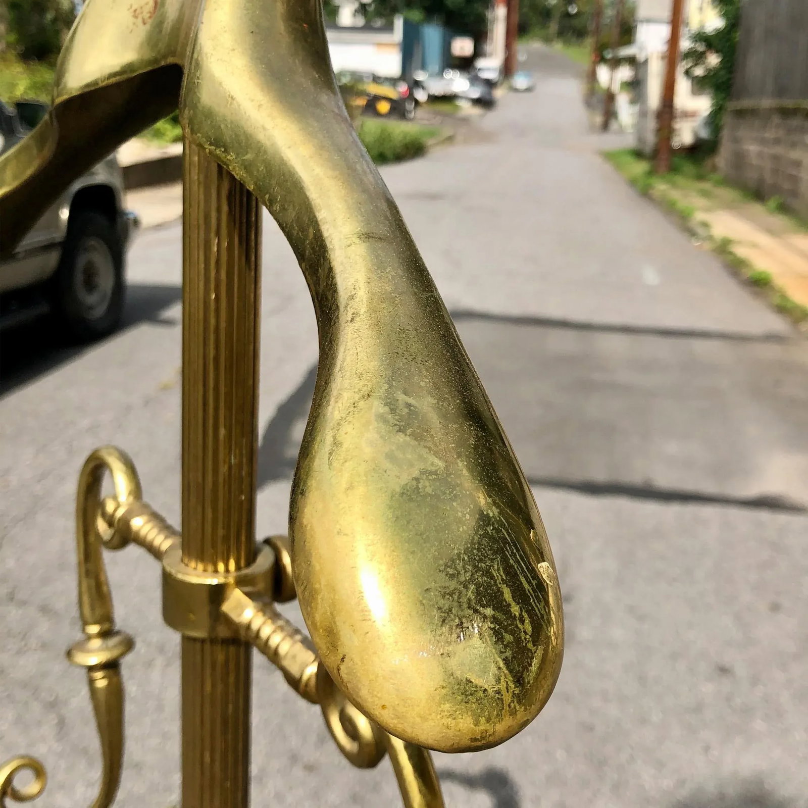 Vintage Art Deco Brass Gentleman's Valet Coat Rack by Glo-Mar Artworks - 8
