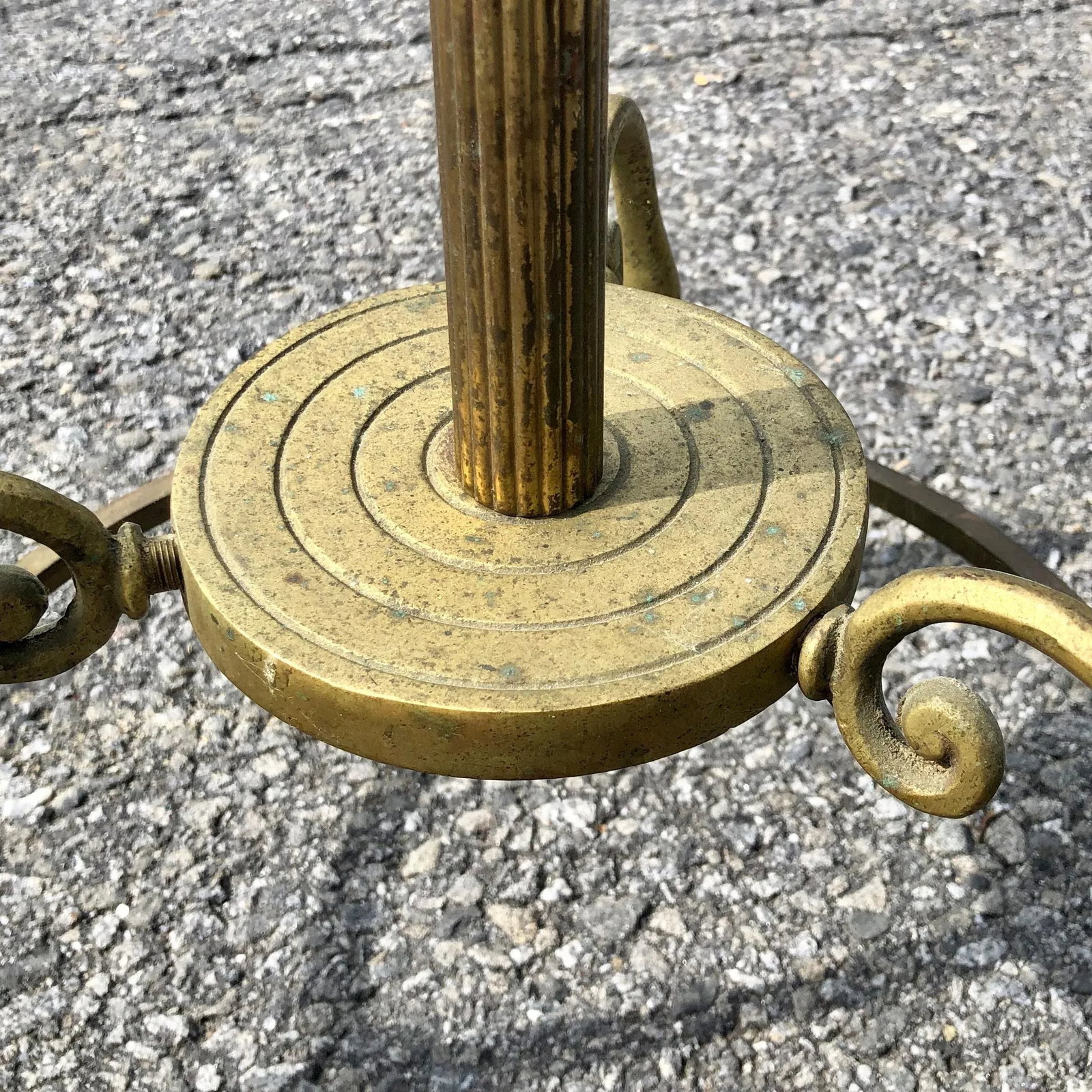 Vintage Art Deco Brass Gentleman's Valet Coat Rack by Glo-Mar Artworks - 9