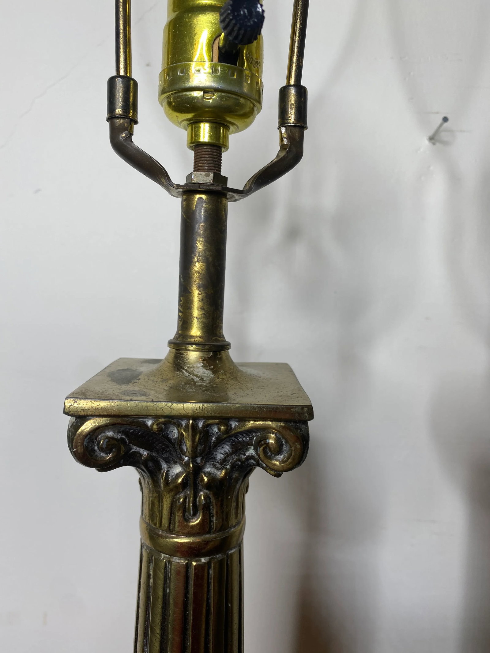 Mid Century Marble and Brass Lamps - a Pair - 7