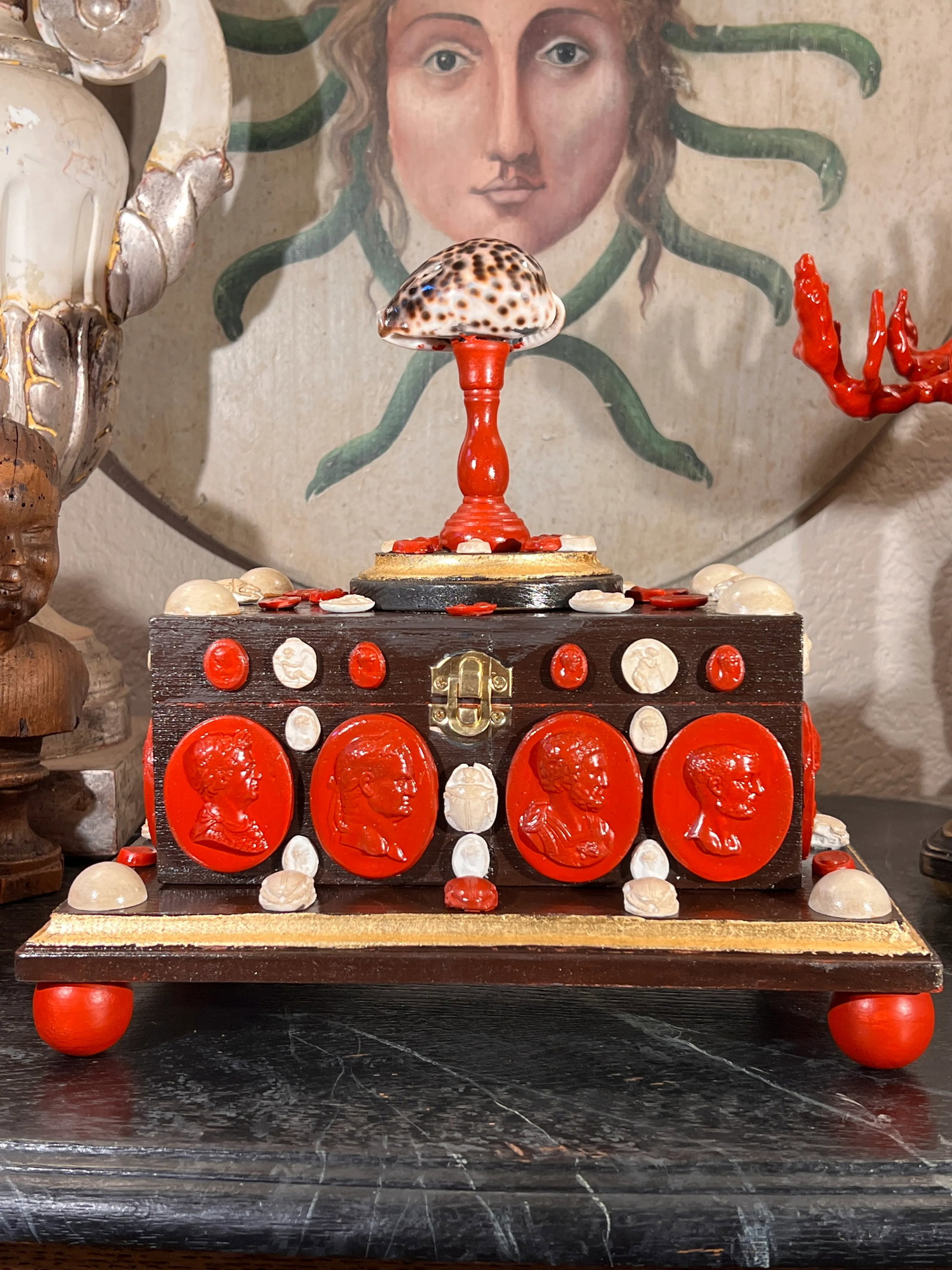 Baroque Style Curiosity Cabinet Multicolor Glazed Intaglio and Shell Decorated Jewelry Box - 2