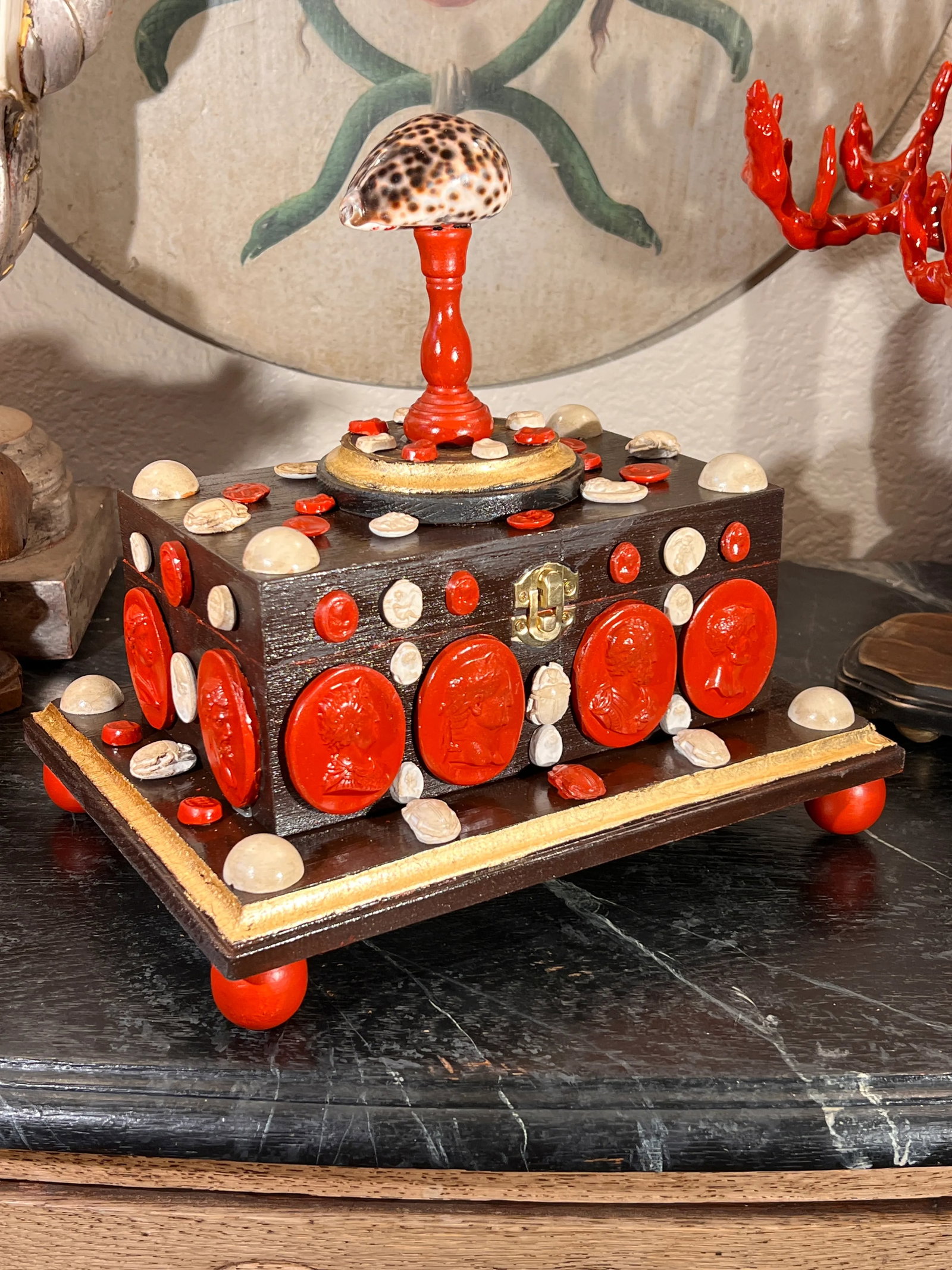 Baroque Style Curiosity Cabinet Multicolor Glazed Intaglio and Shell Decorated Jewelry Box - 6