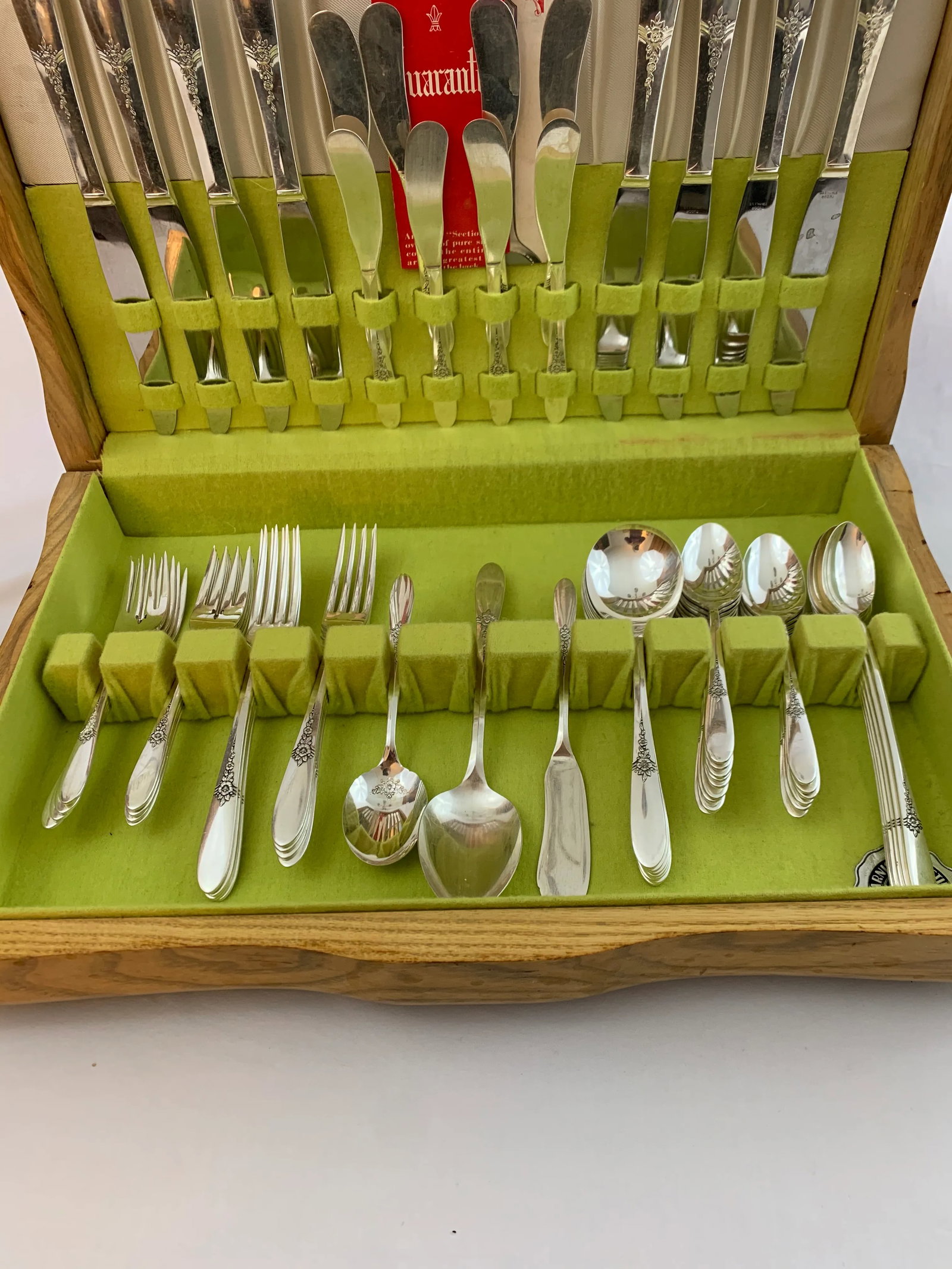 Vintage 1941 Silver Plate Fantasy Pattern Service for 8 by Oneida Silver - 67 Pieces - 3