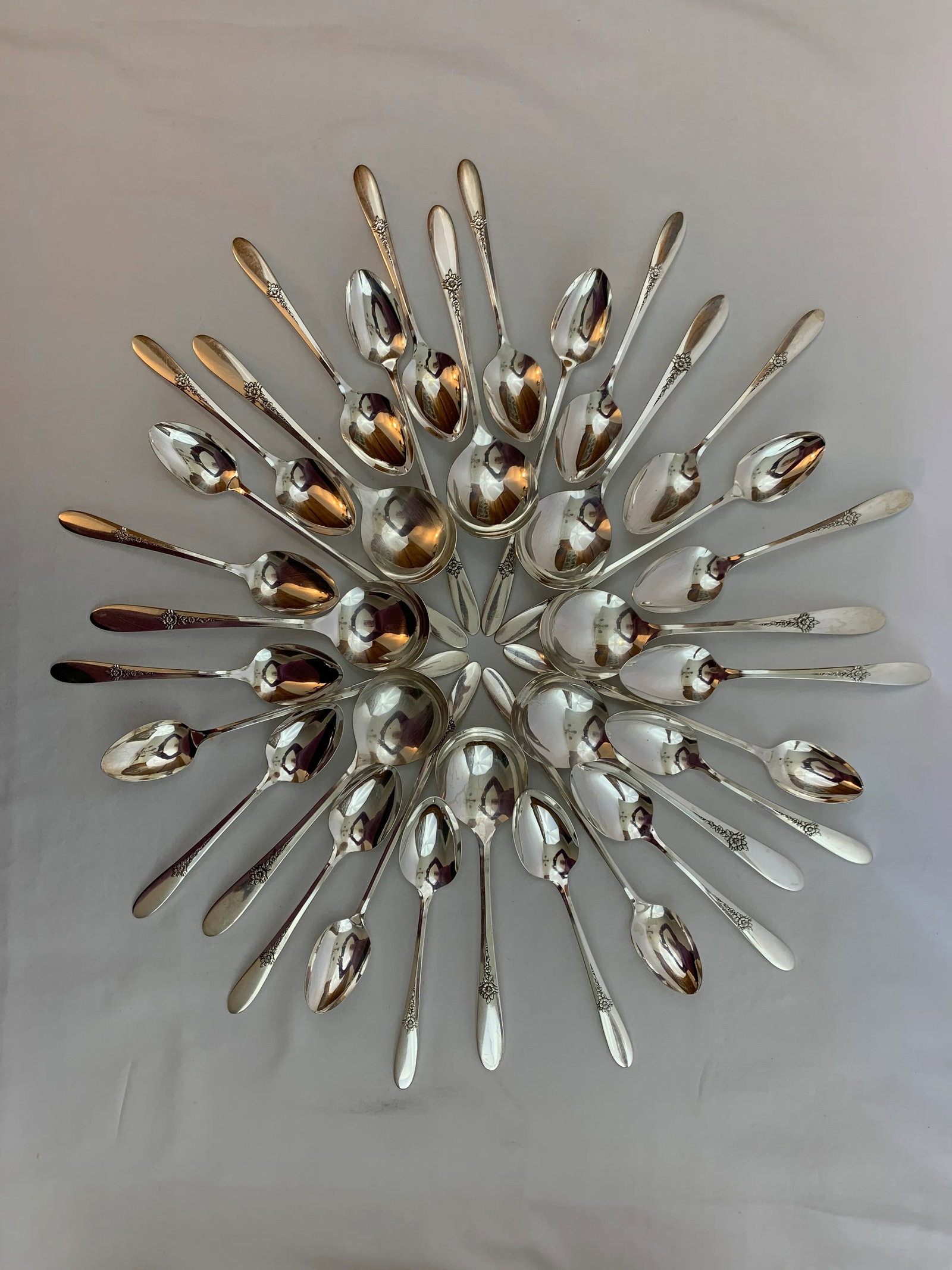 Vintage 1941 Silver Plate Fantasy Pattern Service for 8 by Oneida Silver - 67 Pieces - 4