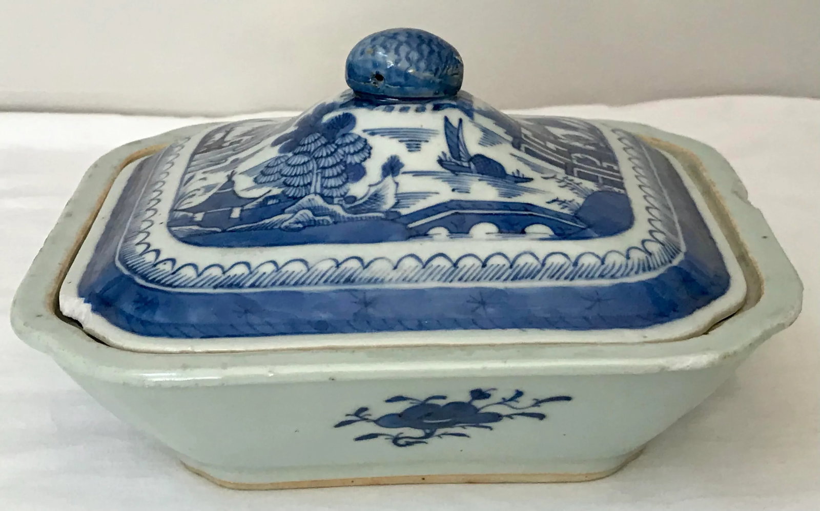 Antique Chinese Export Canton Blue Chinoiserie Vegetable Tureen and Cover - 8