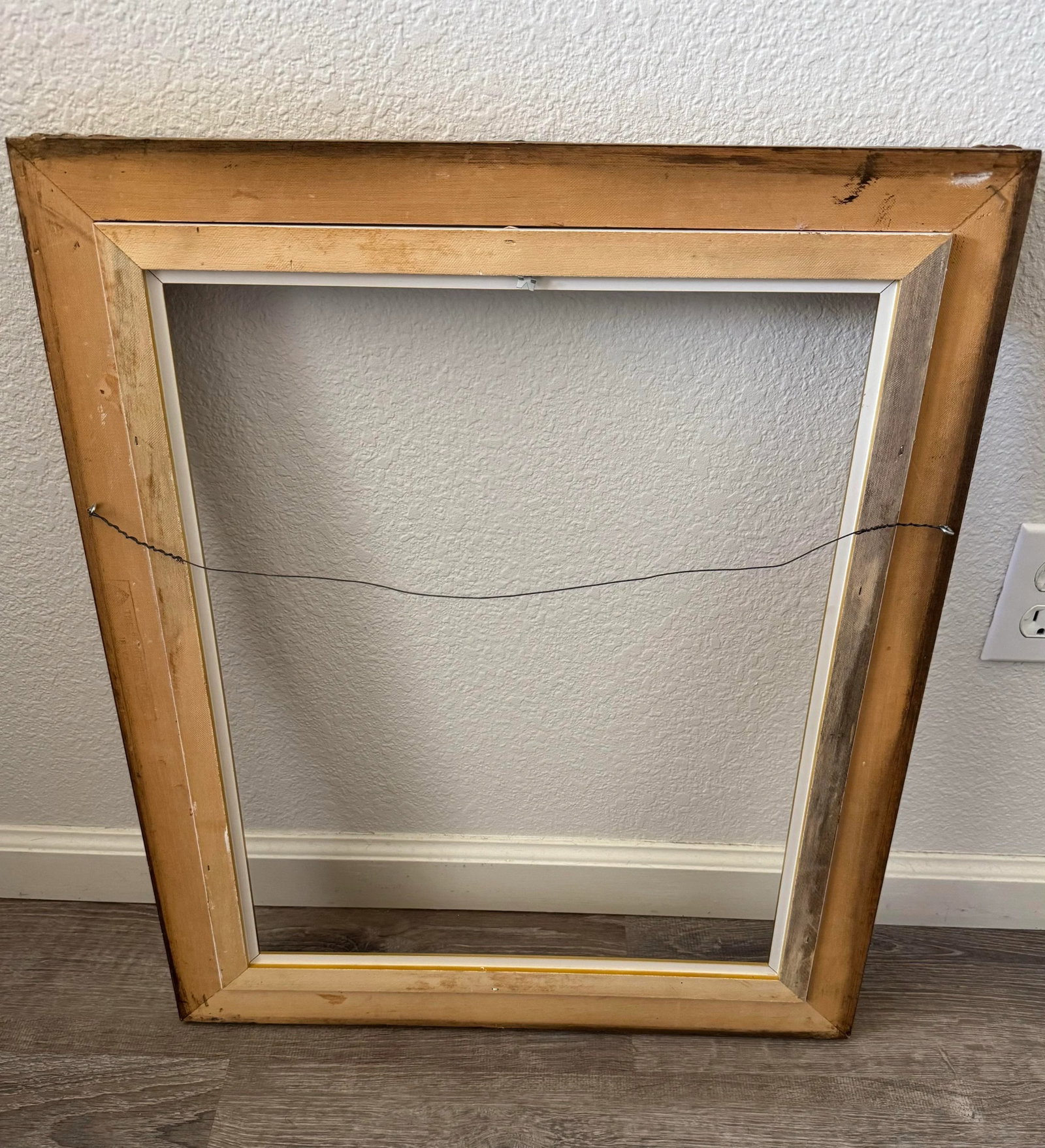 Vintage Ornate Gold Gilt Frame - 3
