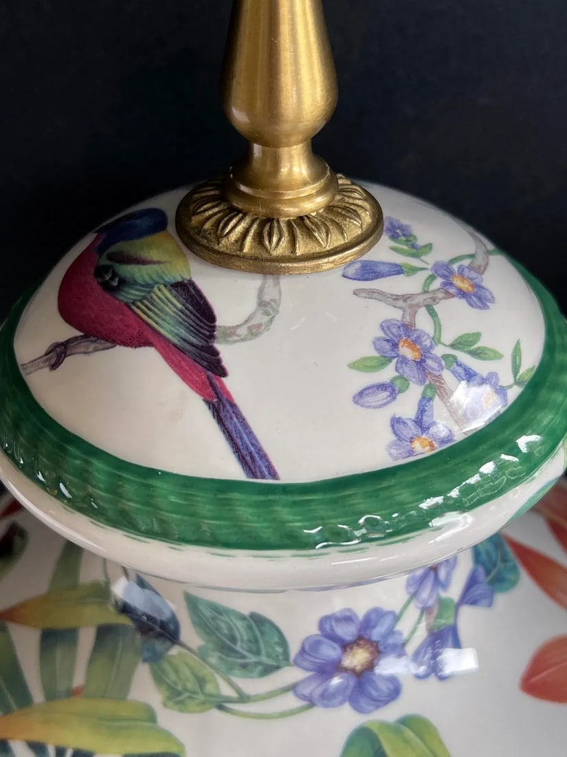 Pair of Italian Hand-Painted Porcelain Baluster-Form Lamps With Bird Motifs - 6