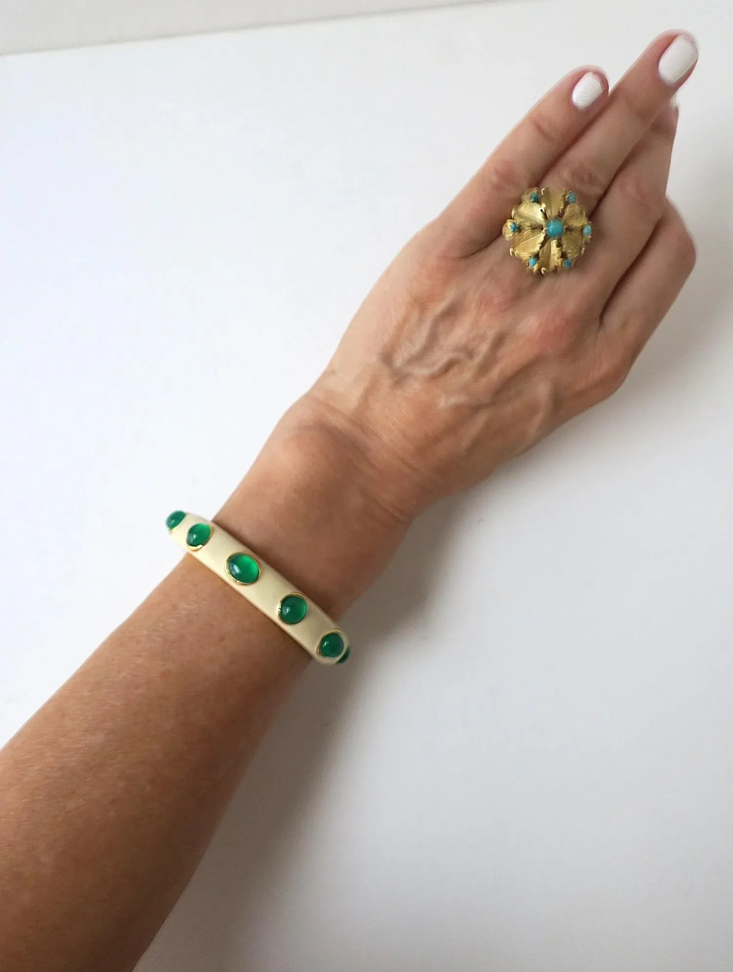 Italian Emerald-Esque Bangle Bracelet, Late-20th Century, Italy - 2