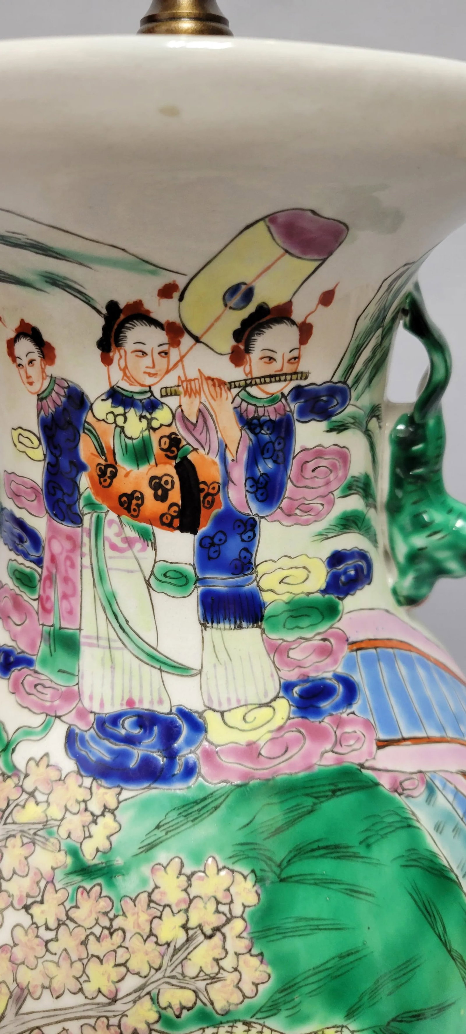 Vintage Chinese Famille Rose Vase Lamp - Hand-Painted Porcelain With Custom Wood Base - 10