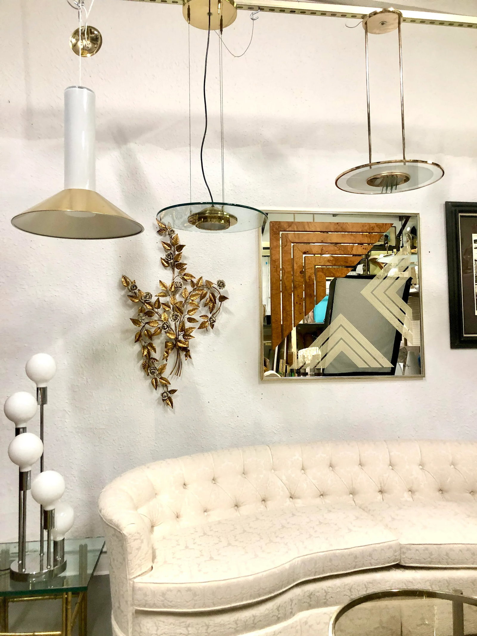 1970s Glass and Brass Saucer Pendant Light - 5