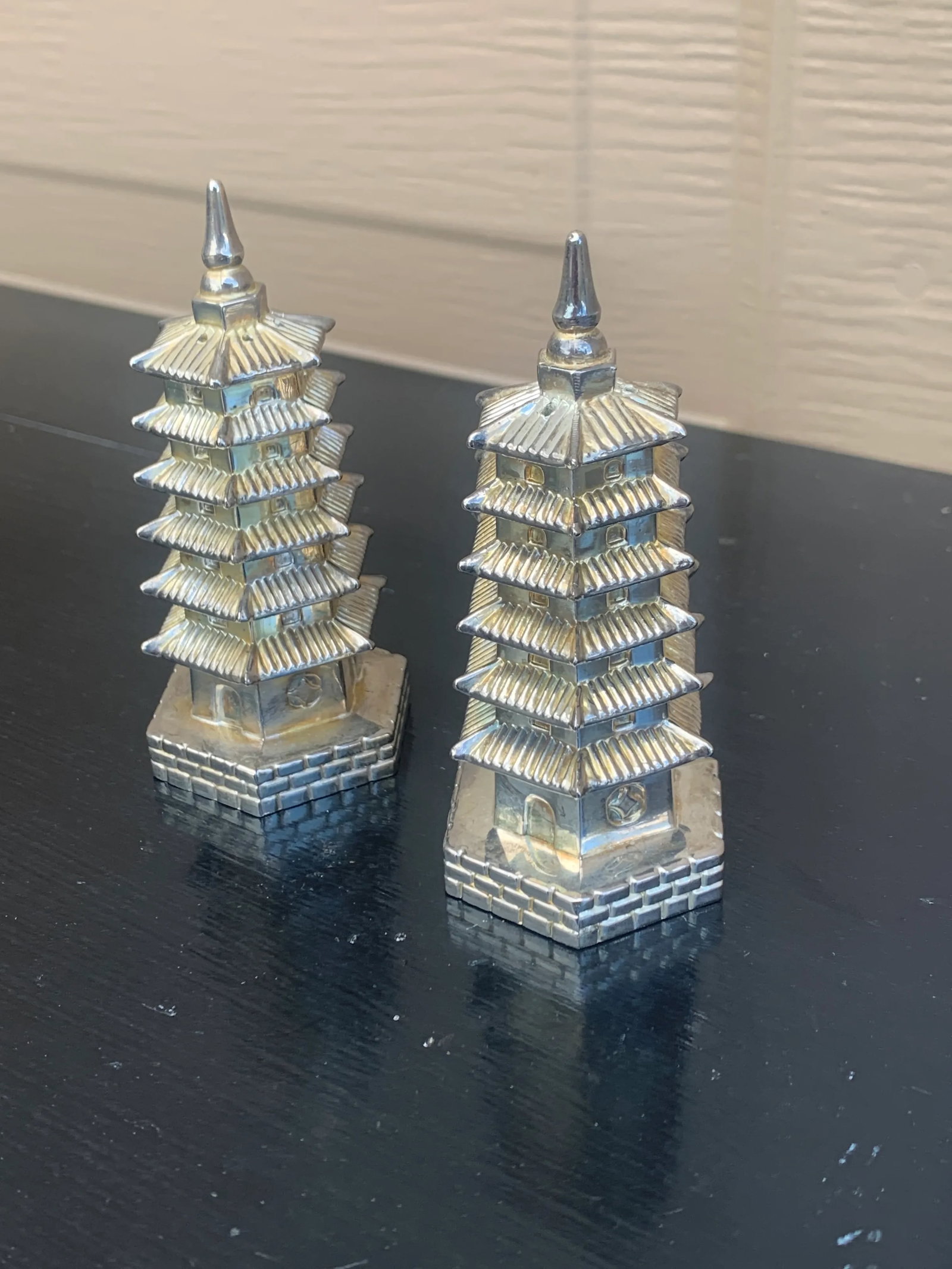 1970s Godinger Silver Plate Chinoiserie Pagoda Salt & Pepper Shakers - 3