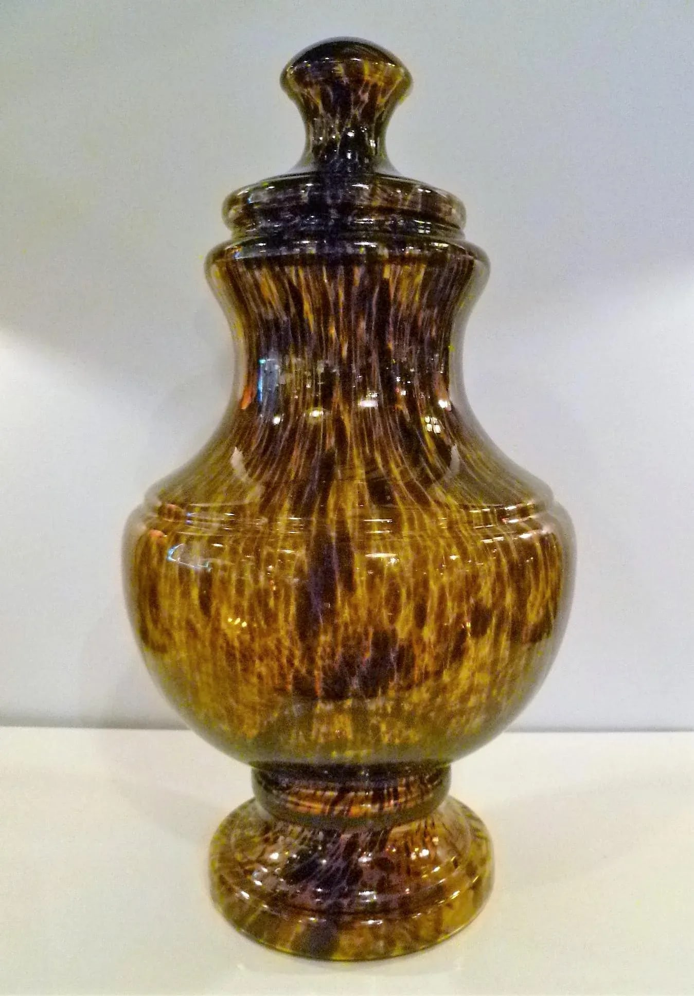 1960s Tall Tortoise Shell Pattern Italian Modern Glass Urn - 3