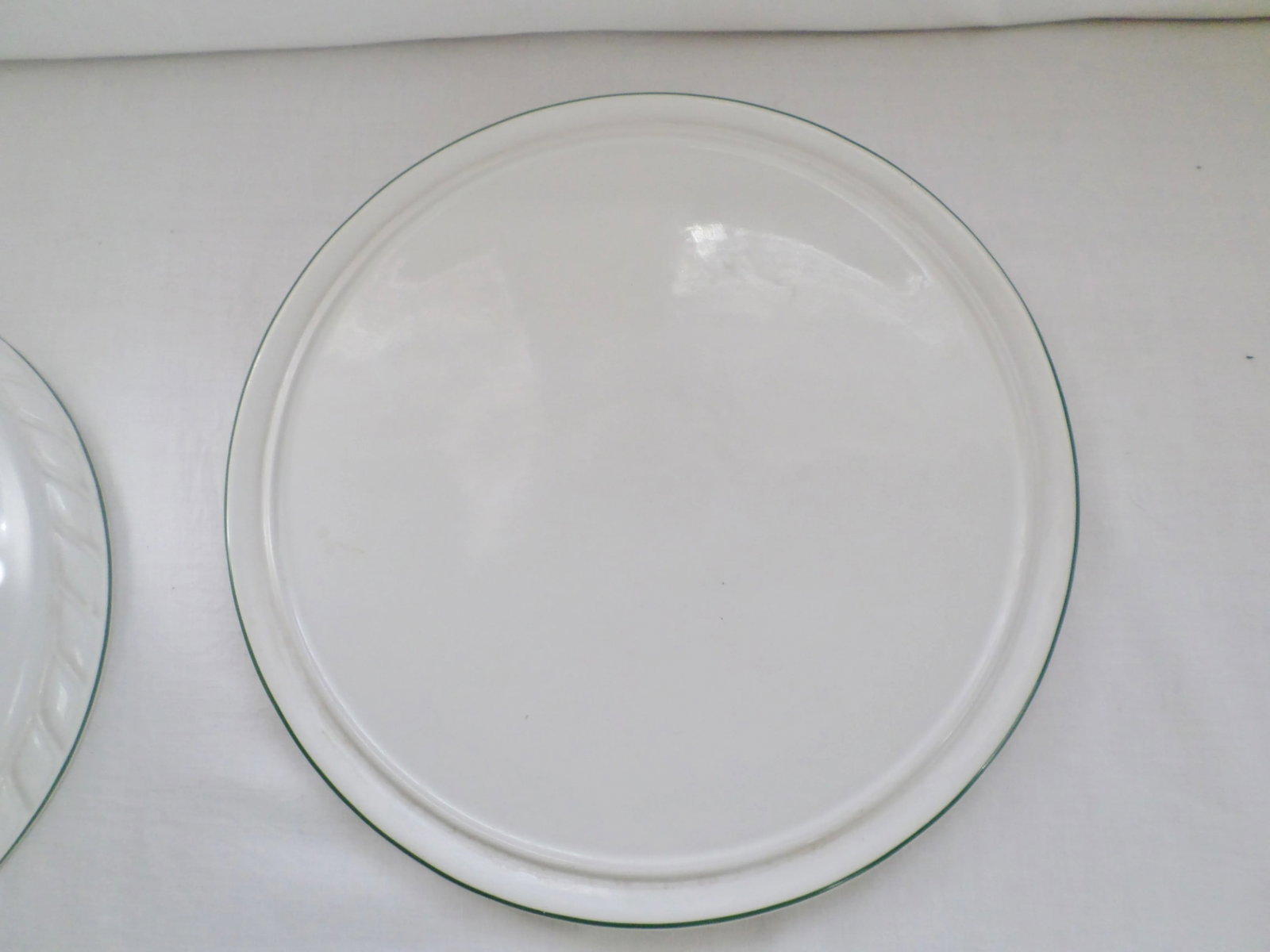 Heron Cross Pottery England "Old Spotted Pig" Round Covered Meat / Cheese Platter - 8