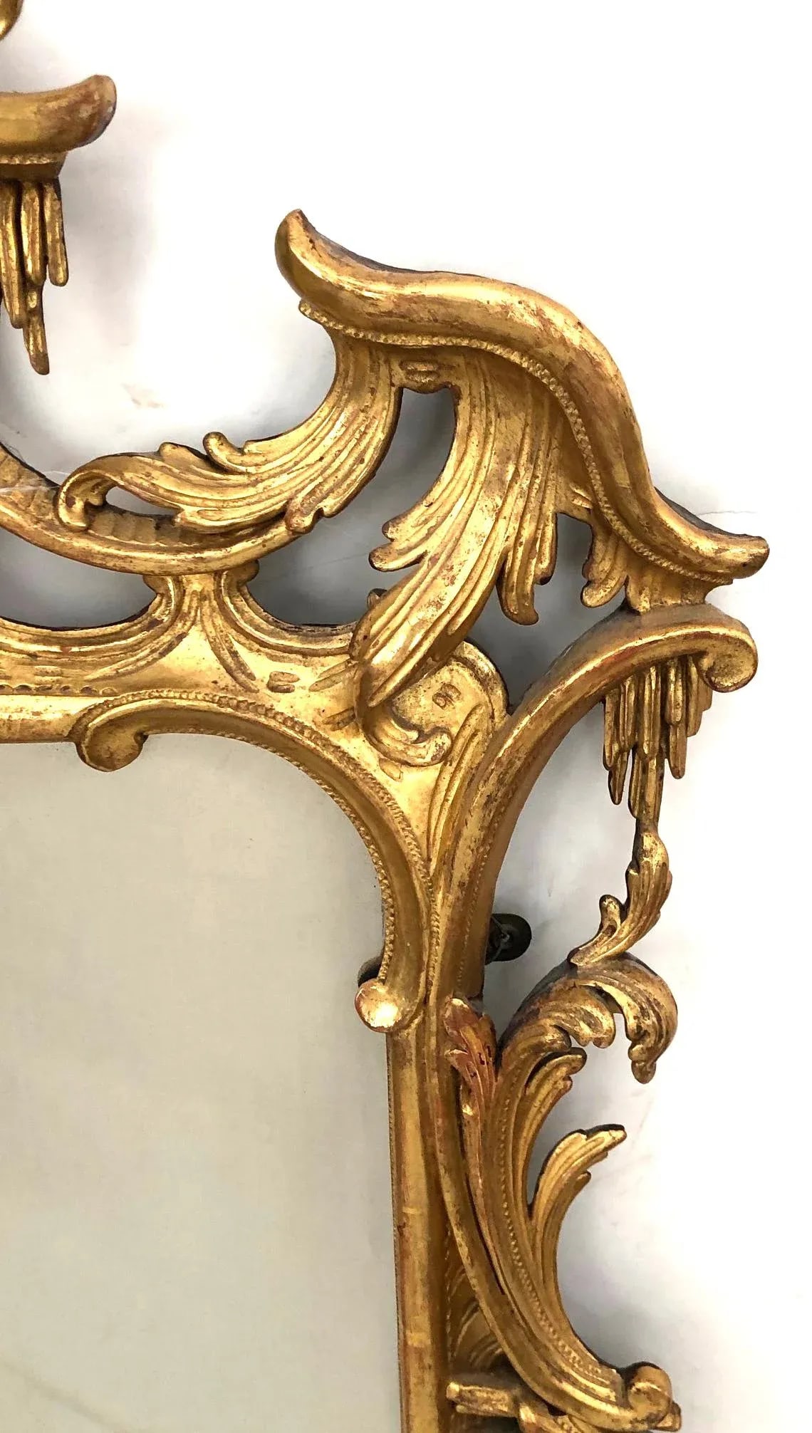 Late 19th Century English Chippendale Style Carved Giltwood Mirror - 5
