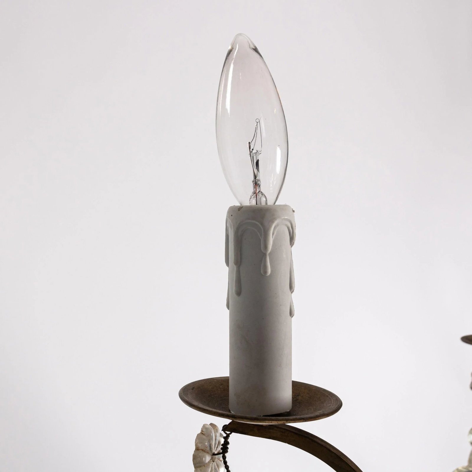Late 19th Century French Scrolled Brass Chandelier - 9