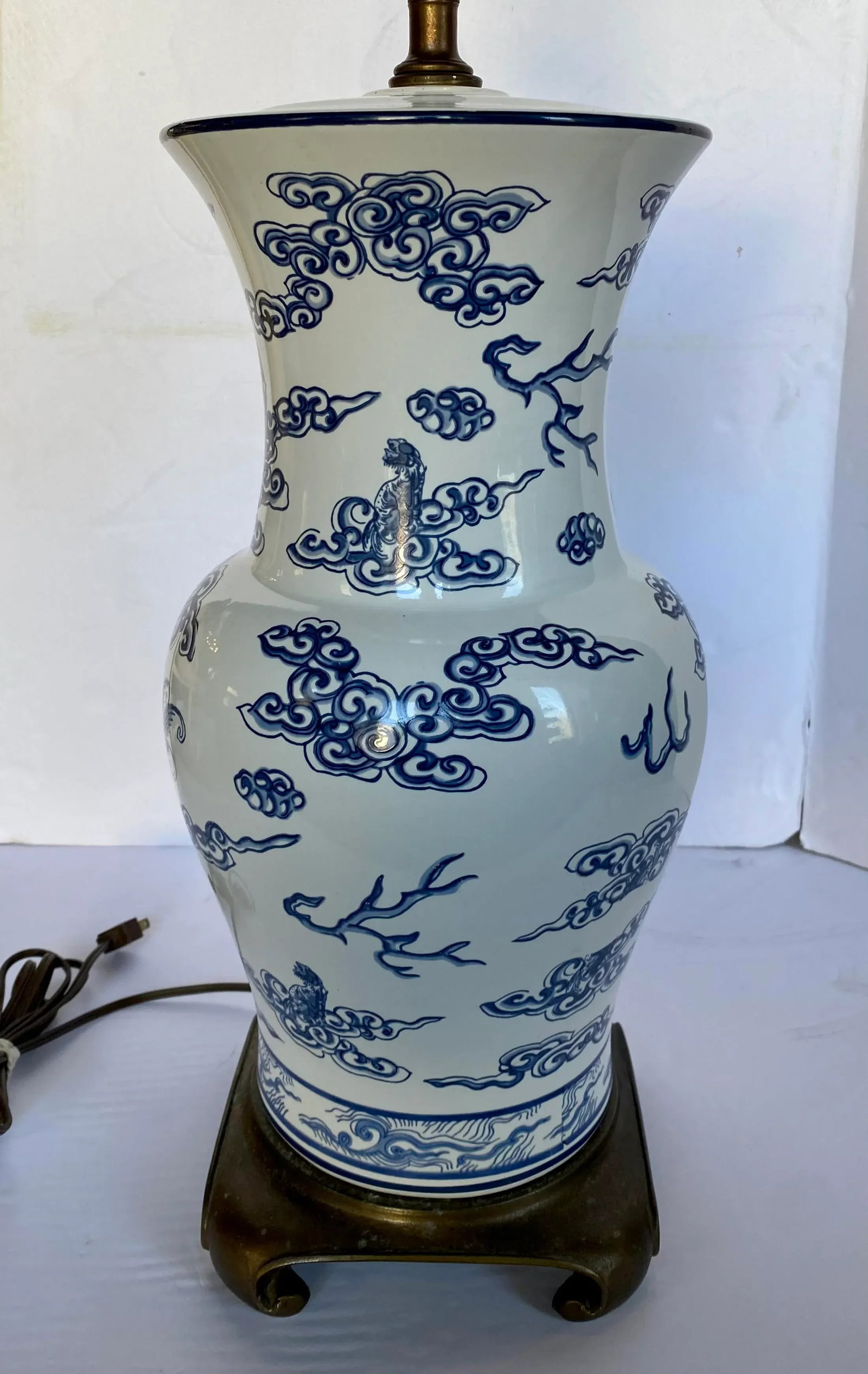 Blue and White Chinoiserie Porcelain Ginger Jar Table Lamp - 6