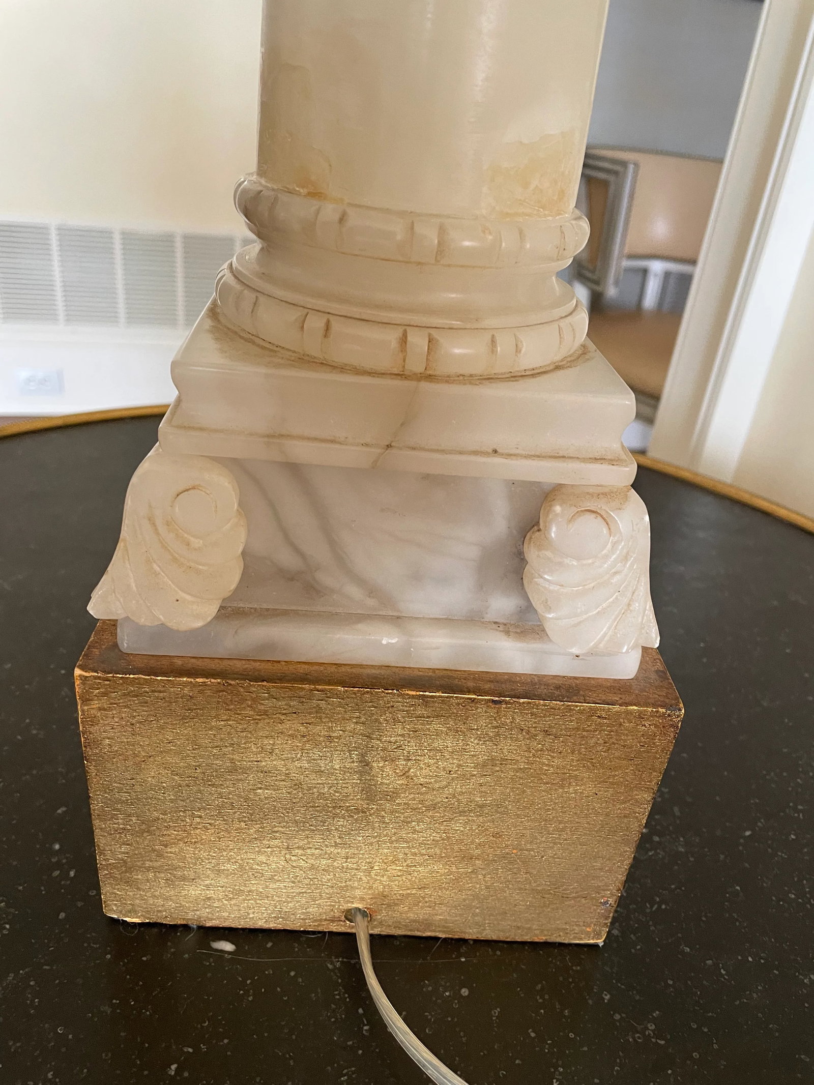Mid 20th Century Neoclassic Alabaster Lamps With Custom Silk Shades and Gilt Bases - A Pair - 10
