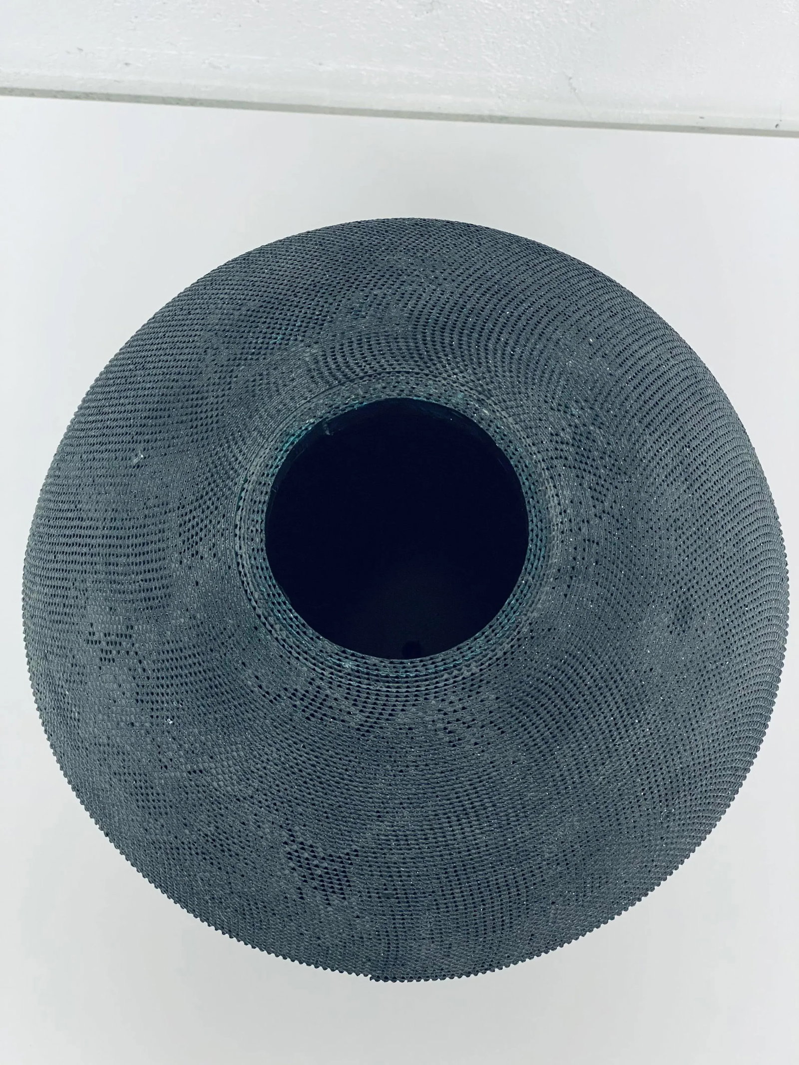 Postmodern Black Corrugated Cardboard Vase by Flute, Chicago - 10
