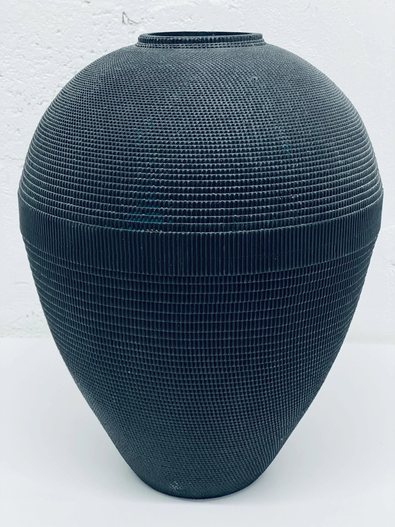 Postmodern Black Corrugated Cardboard Vase by Flute, Chicago - 13