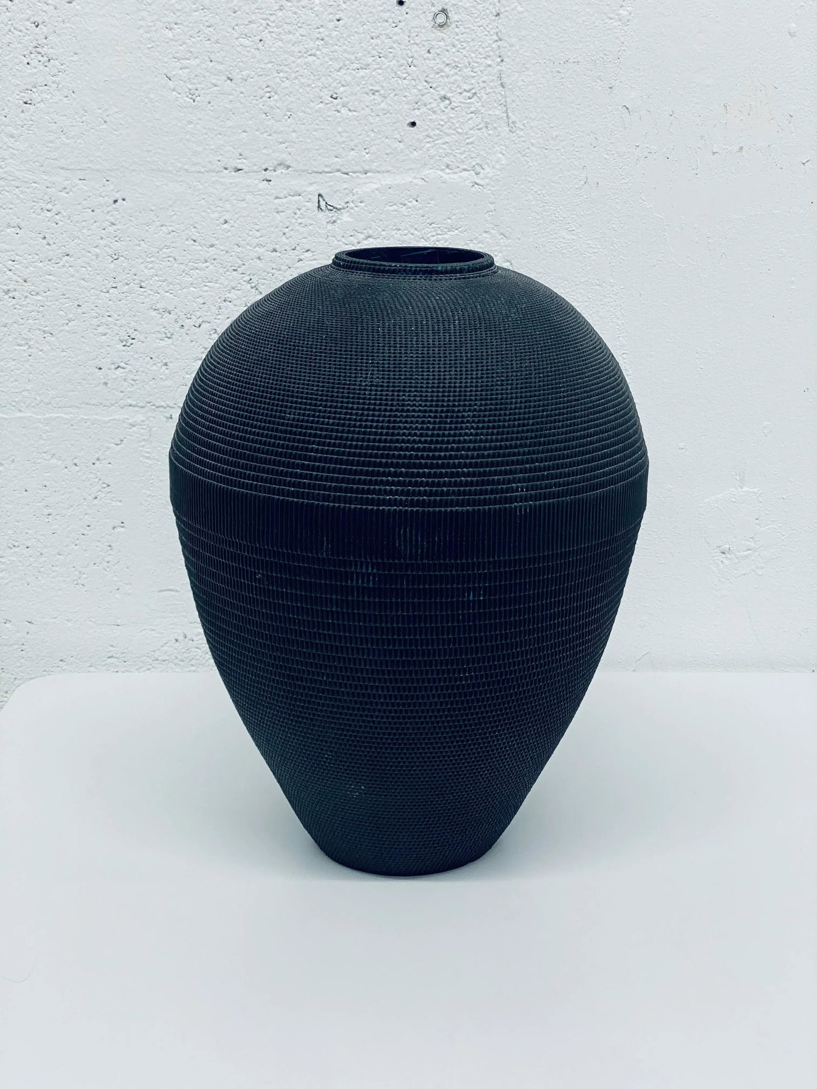 Postmodern Black Corrugated Cardboard Vase by Flute, Chicago - 5