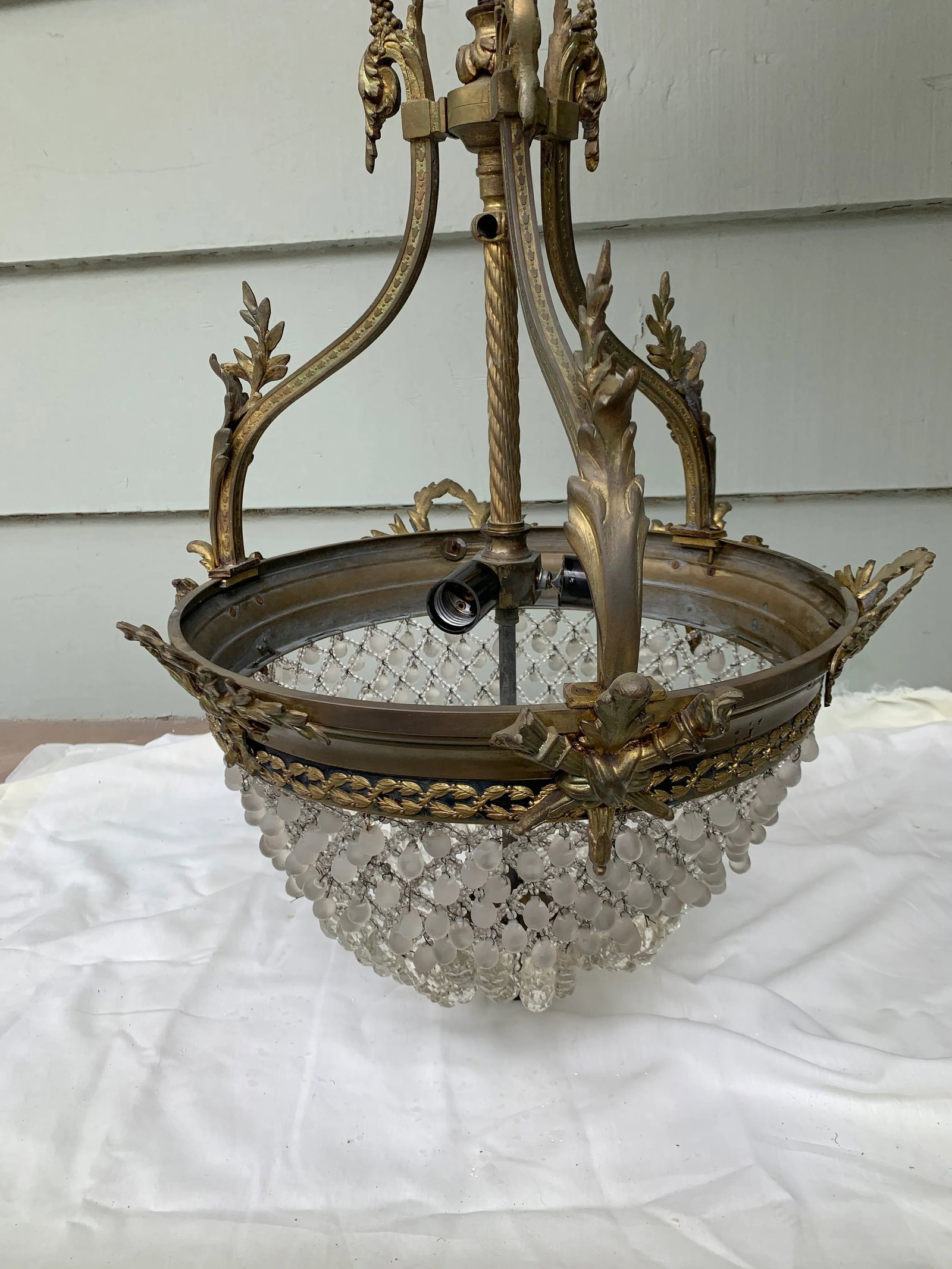 Vintage Italian Brass and Crystal Drop Chandelier - 10