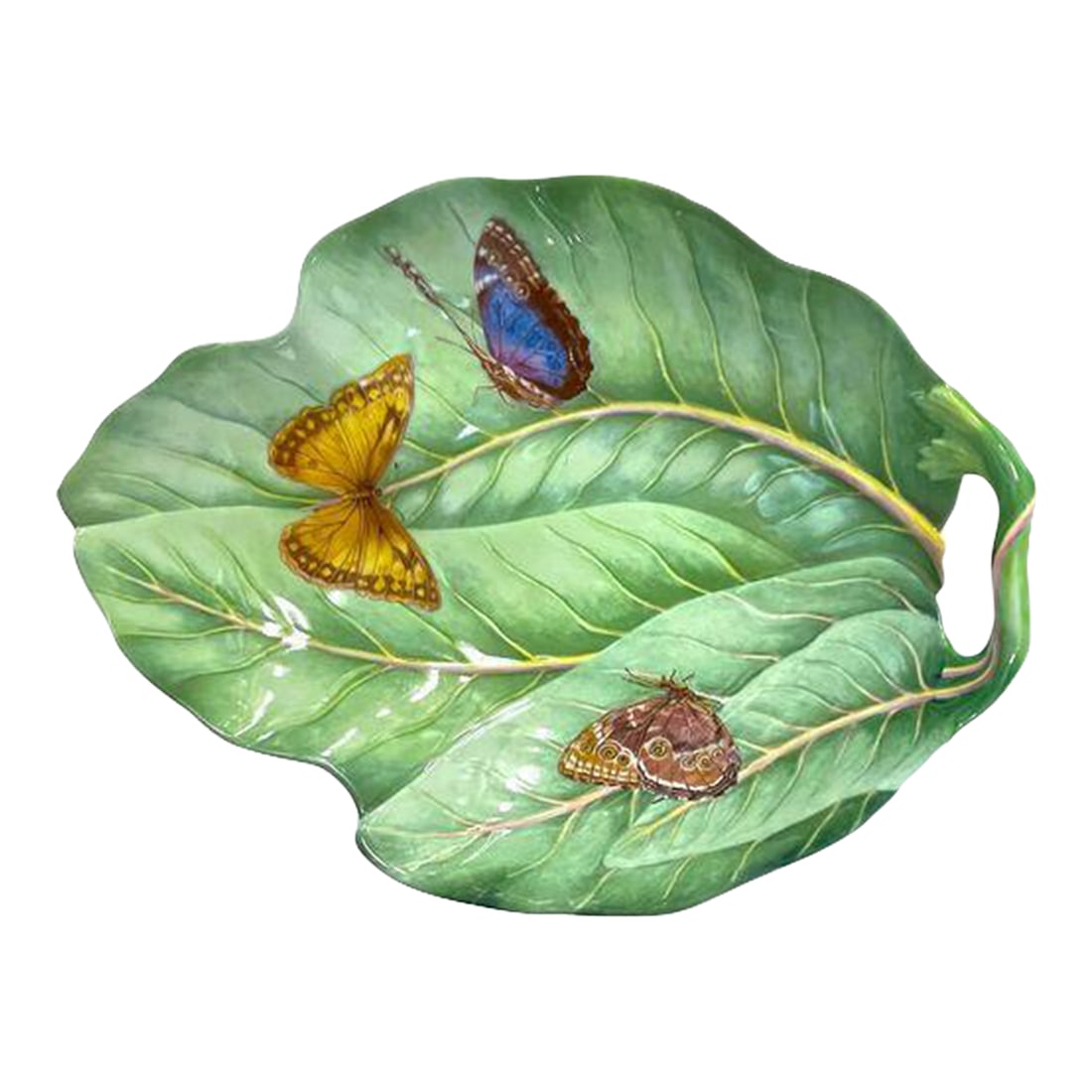 Vintage Mottahedeh Leaf & Butterfly Serving Dish: Vintage porcelain Mottahedeh leaf and butterfly serving dish with handle. Marked "Mottahedeh VA 1824, Vista Alegre, Portugal" on the underside. Condition: Alterations: Original Condition Unaltered