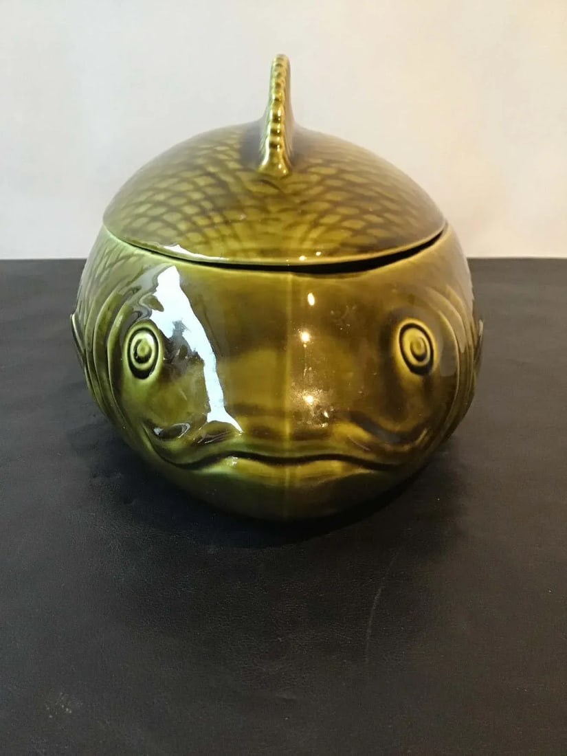 French Green Majolica Fish Tureen by Sarreguemines - 4