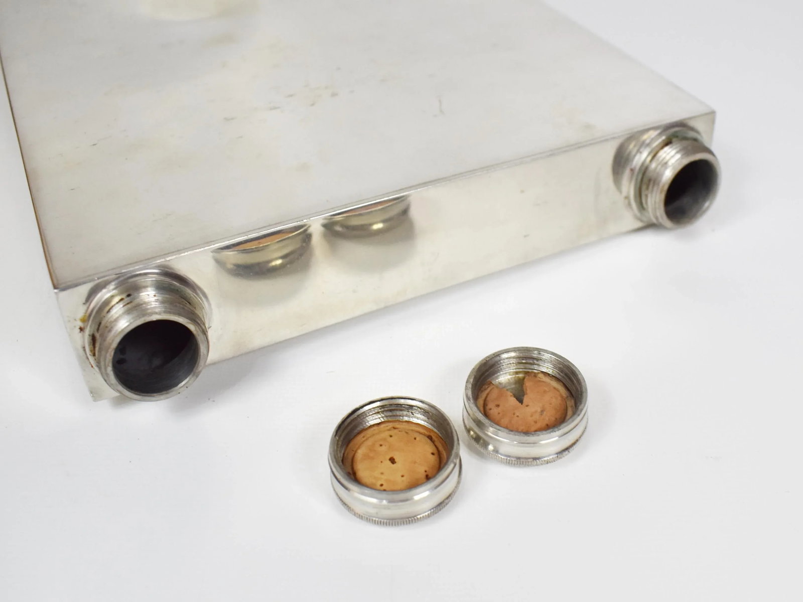 Early 20th Century Silver Plated Abercrombie & Fitch Double Divided Flask With Leather Case, England - 9