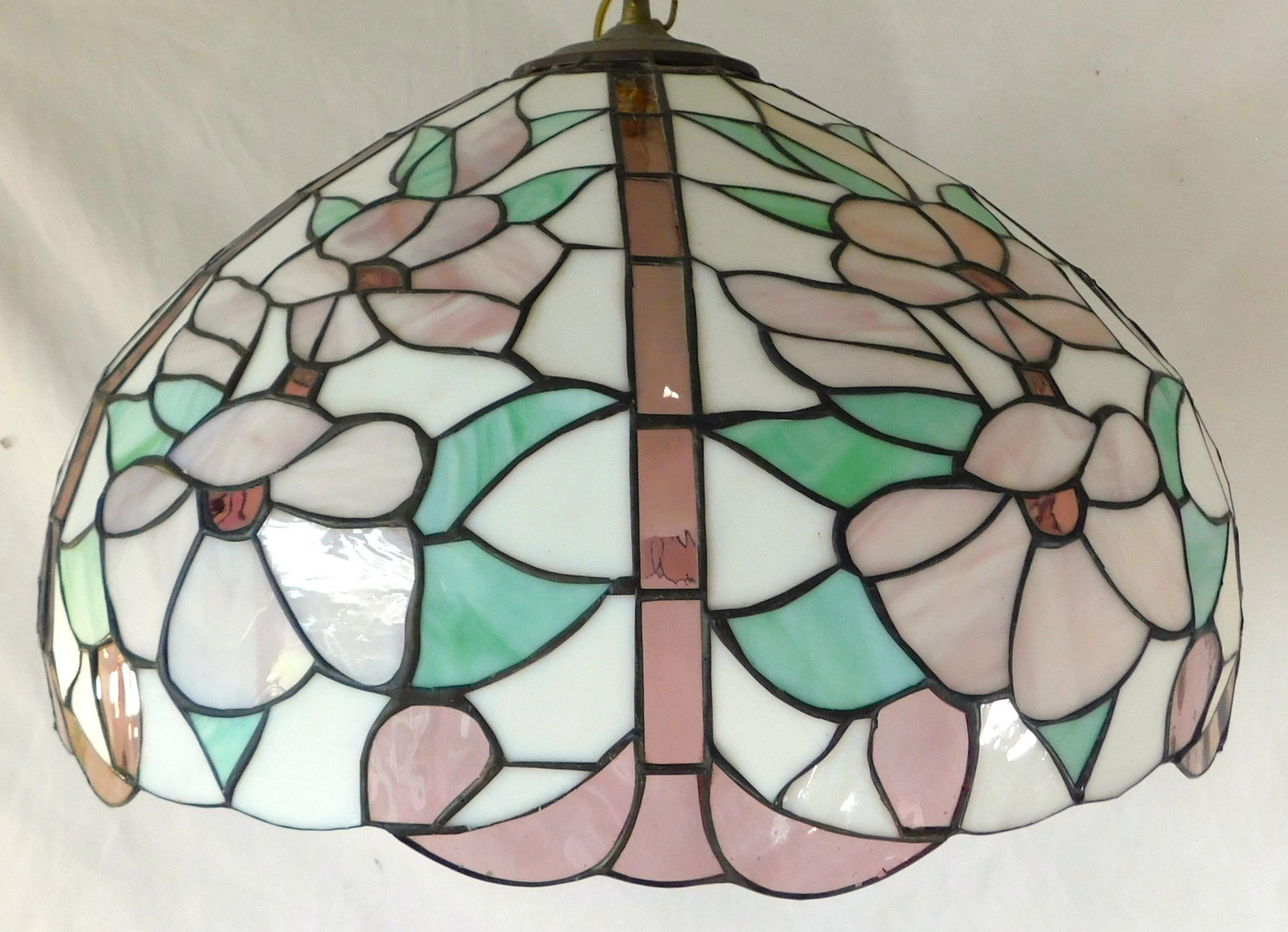 Mid 20th Century Pink Green & White Floral Stained-Glass Chandelier - 7