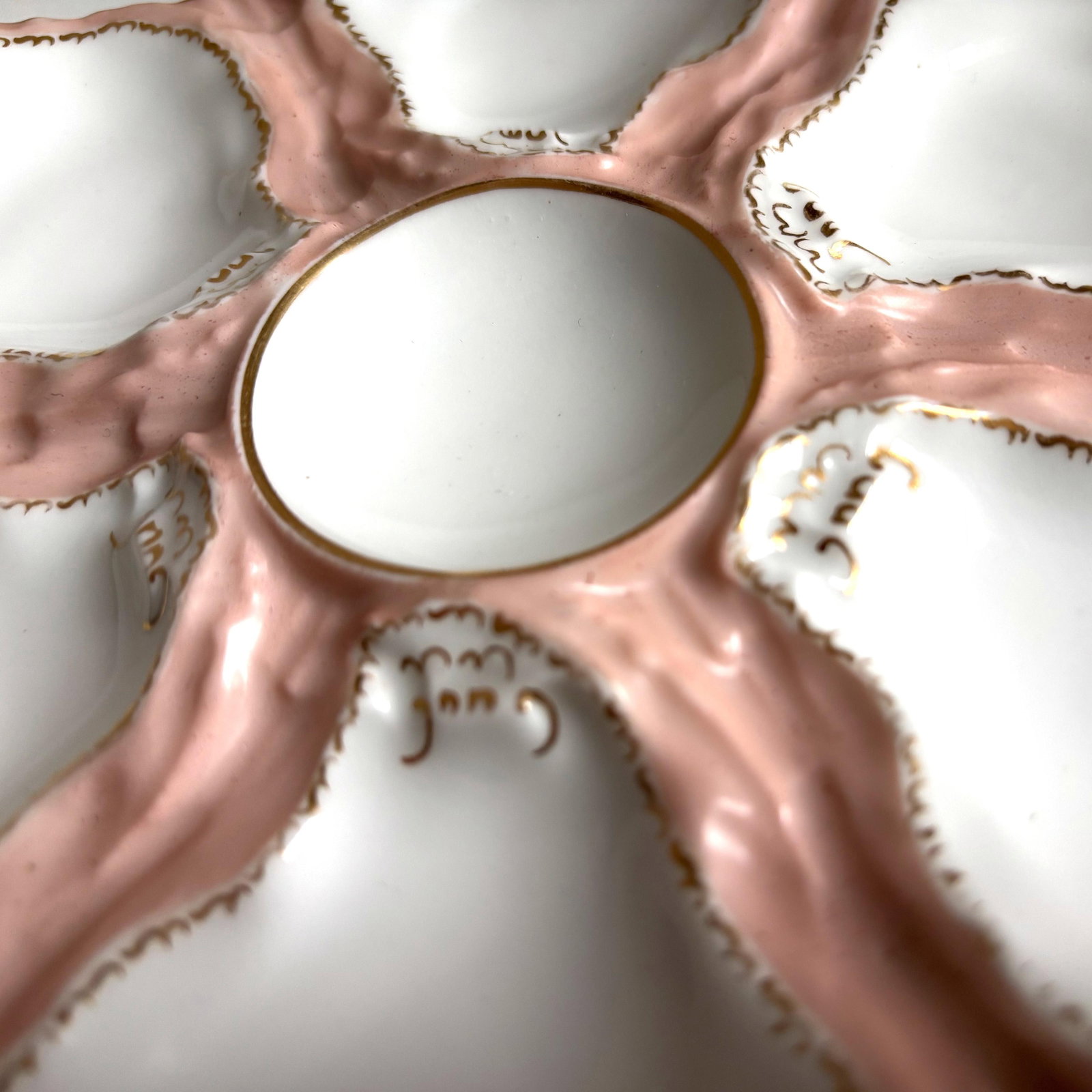 Antique Haviland & Co. Limoges Oyster Plate - Blush Pink & Gilt, France, C. 1880-1900 - 2