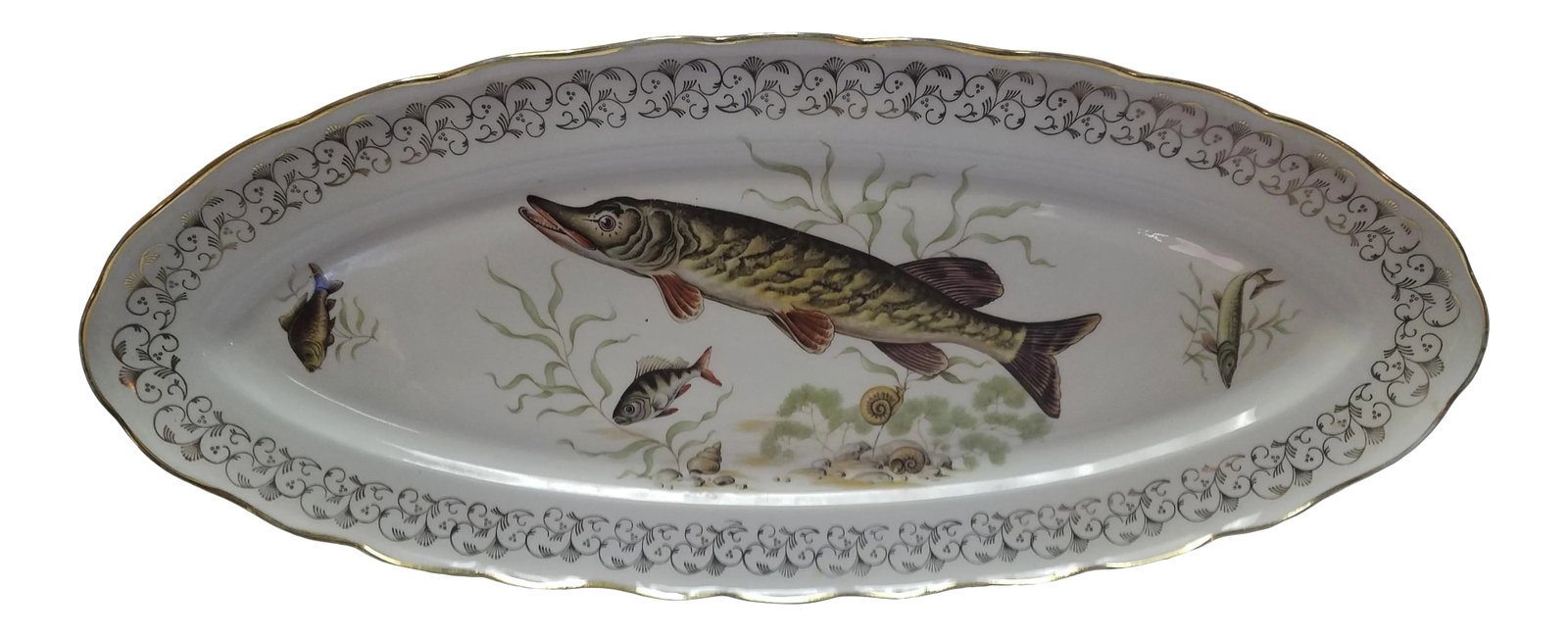 1960s French Hand-Painted Porcelain Fish Platter: Hand-Painted French Porcelain Fish Plate. Ruffled edge accented with 24ct gold detail. Please see all photos as some of the gold is worn on some of the edges. See photos for the deail of the
