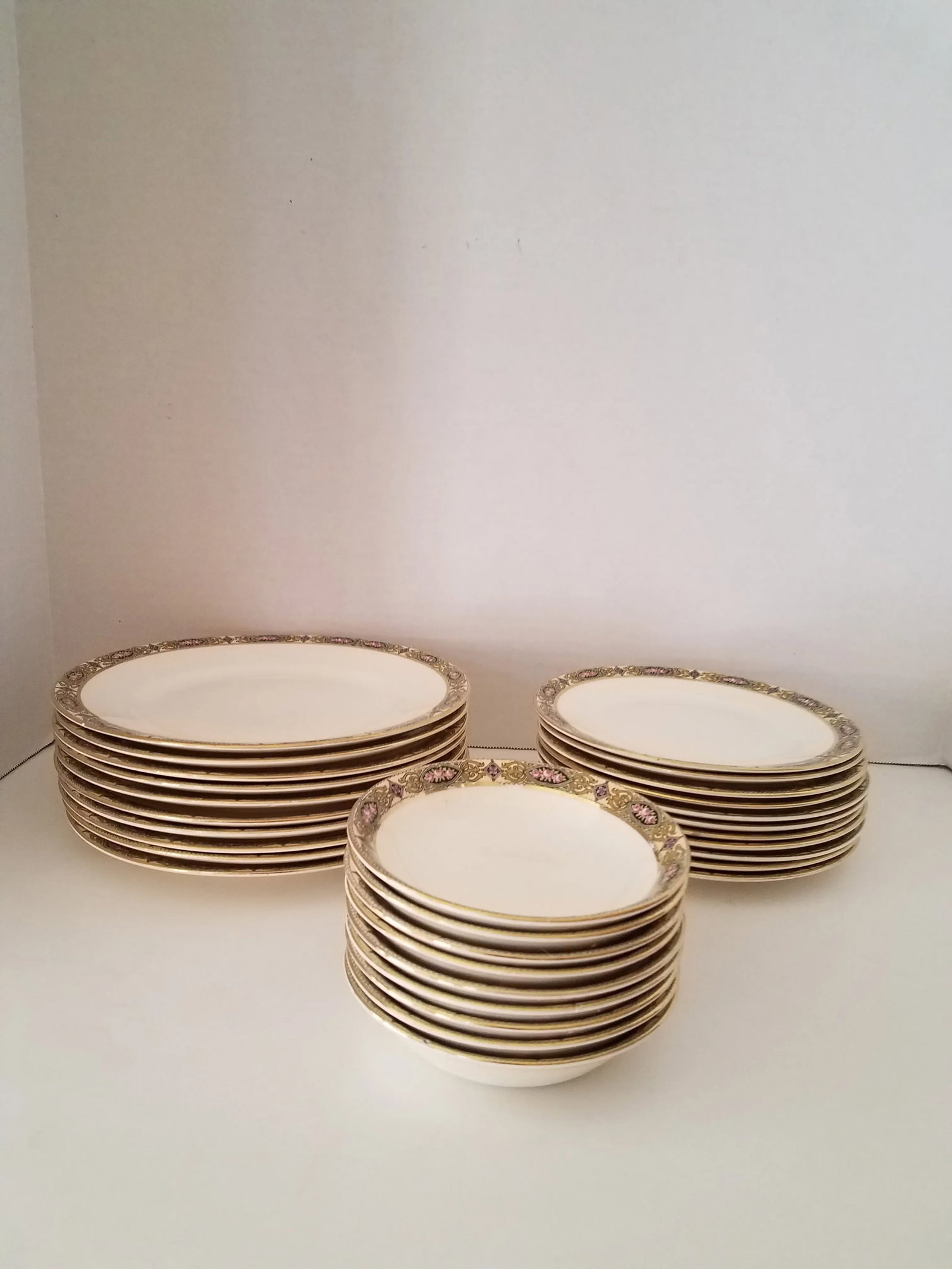 Vintage Homer Laughlin Vandemere Porcelain Dishes- 30 Pieces - 7