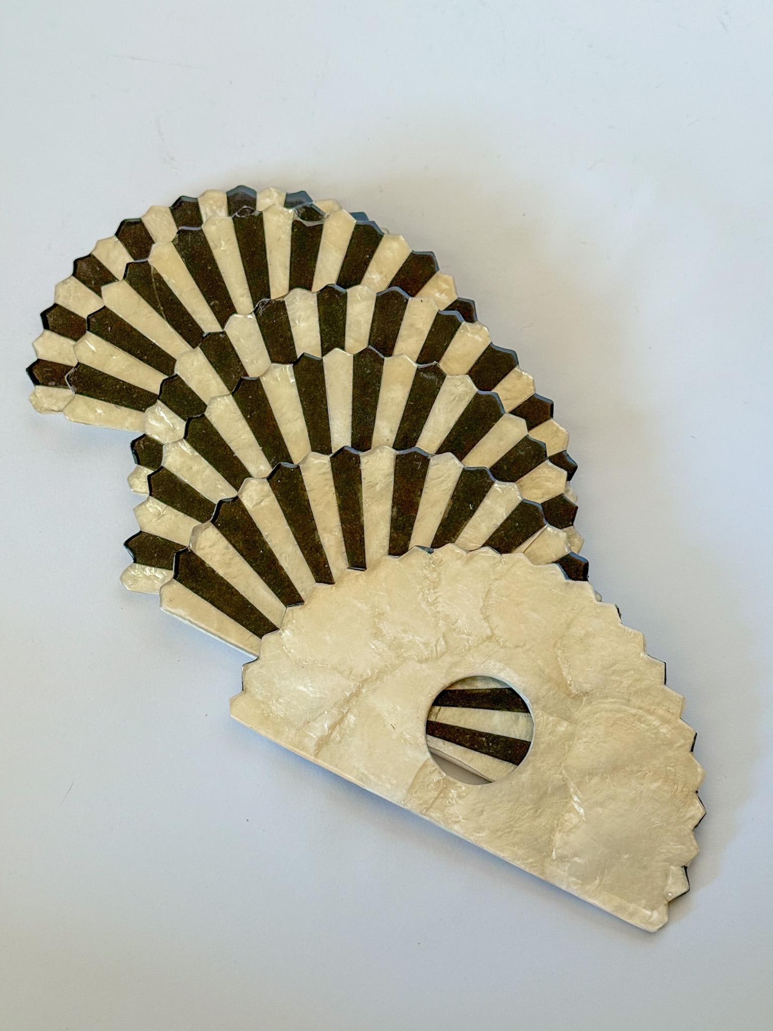 1980s Fan Shaped Capiz Shell Napkin Rings, Set of 6 - 13