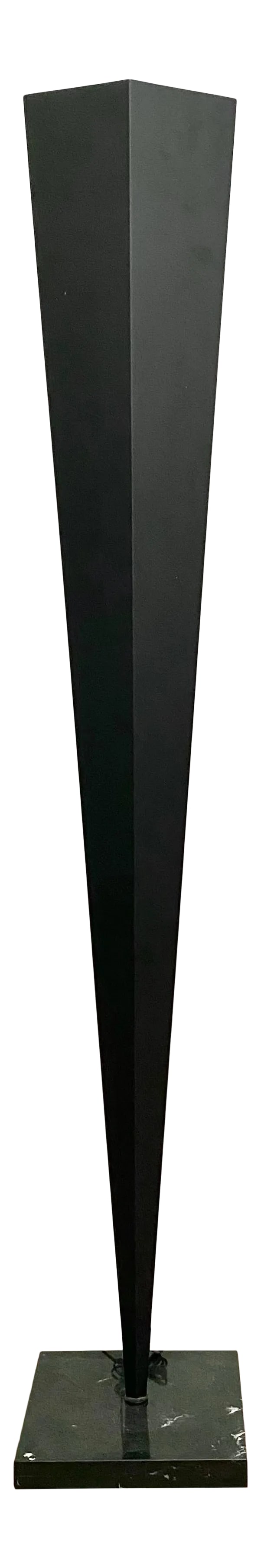 Geometric Extra Tall Faceted Steel & Marble Floor Lamp Attr. To Fontana Arte: Absolutely incredible, heavyweight bent steel, extra tall floor lamp attributed to Fontana Arte. Beautiful machined steel set into heavy black marble base. In excellent working condition and will
