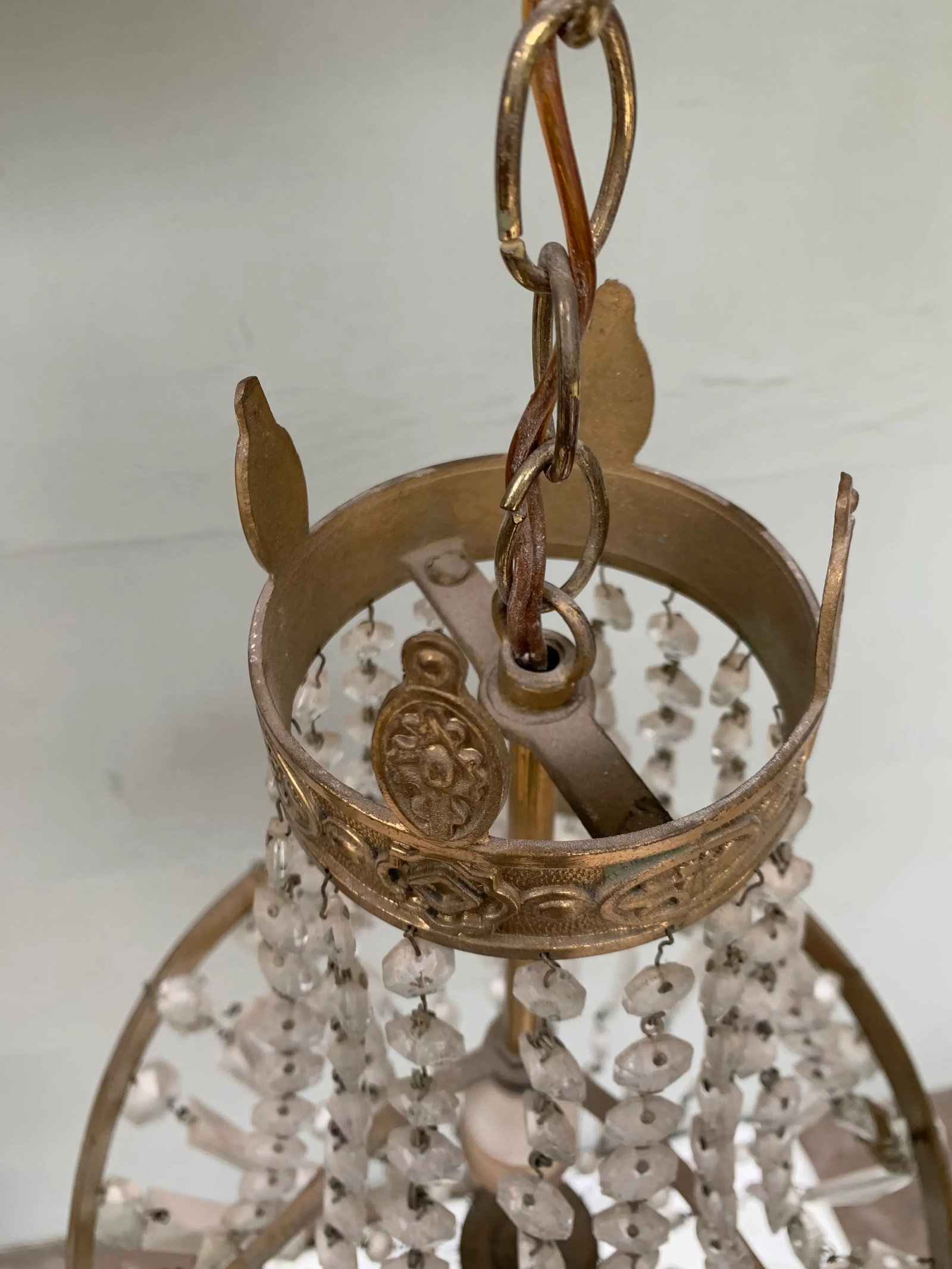 Vintage Late 20th Century Single Socket Brass Chandelier With Crystal Drops - 12