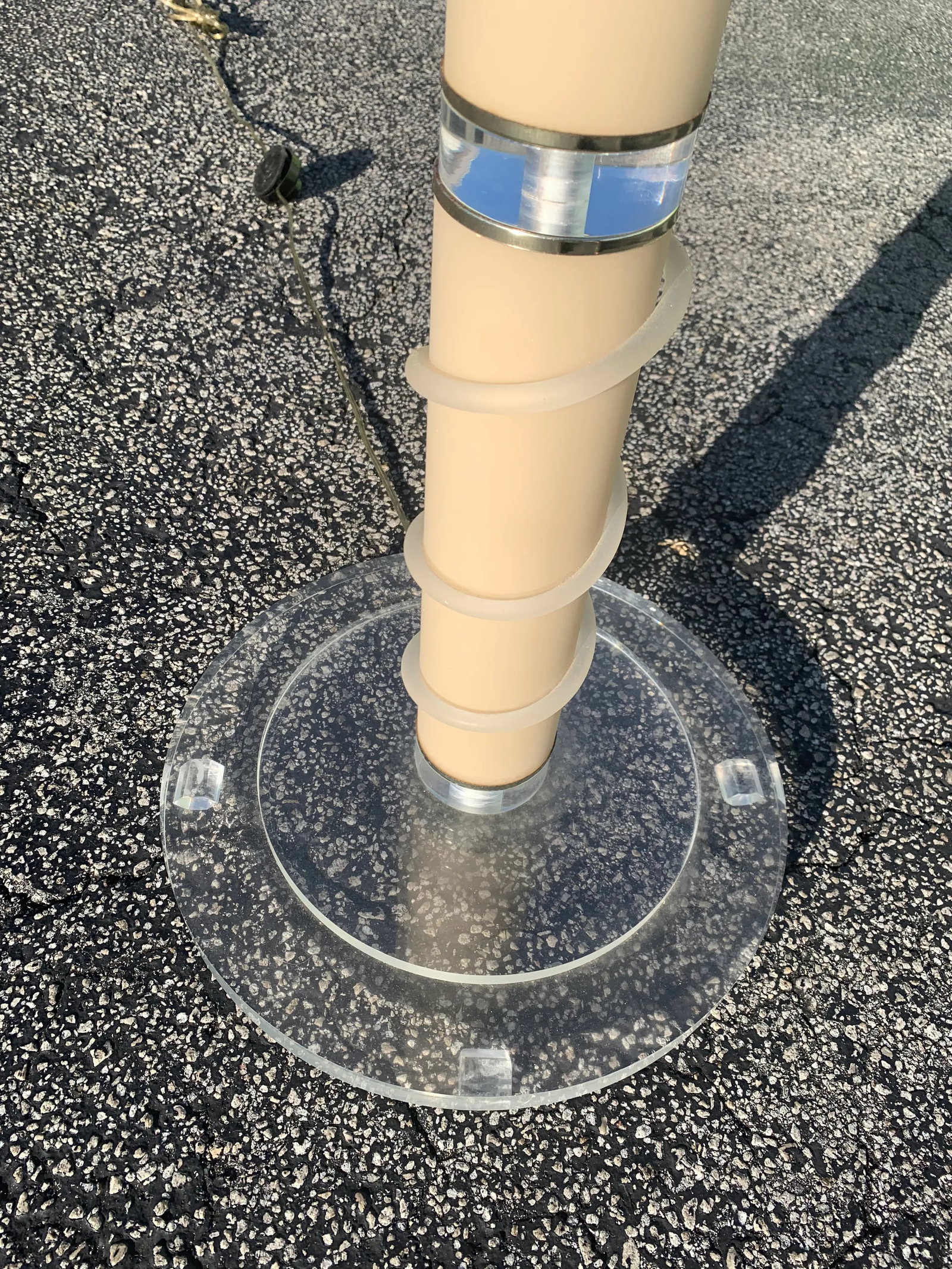 1980s Lucite Floor Lamp - 7
