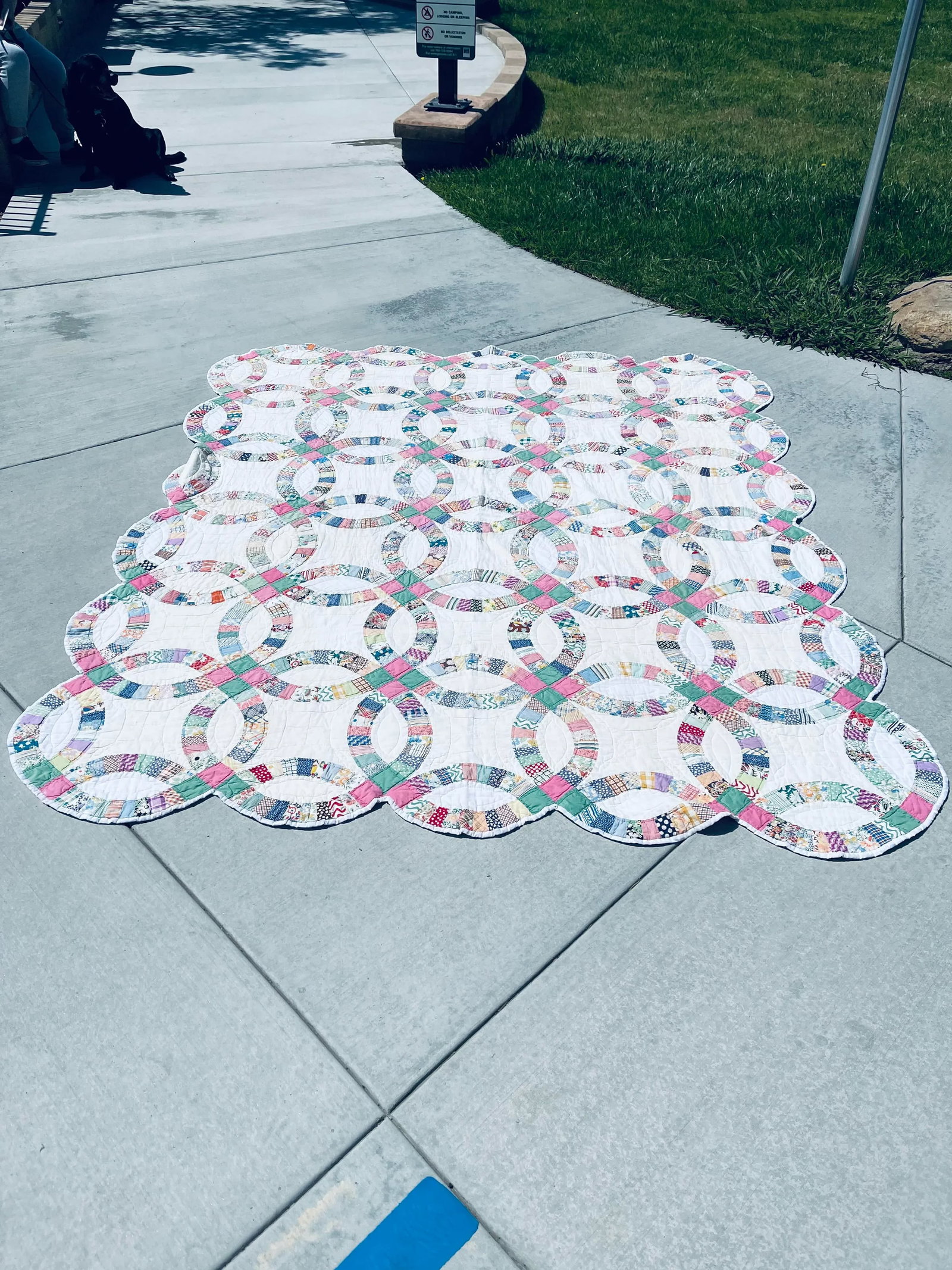 Double Wedding Ring Quilt - 2