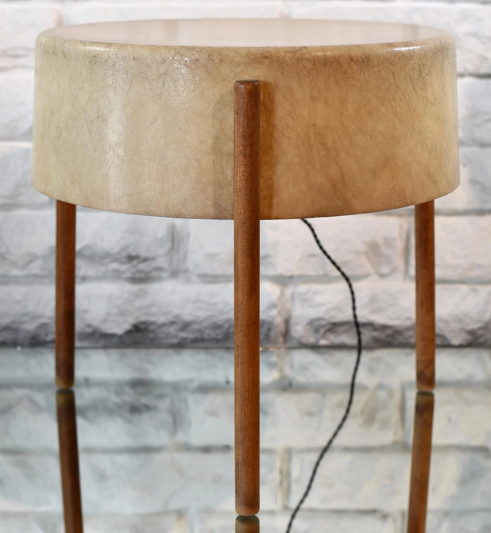 Bill Lam Early Mid-Century Modern Fiberglass Floor Lamp Table with Wood Legs - 13