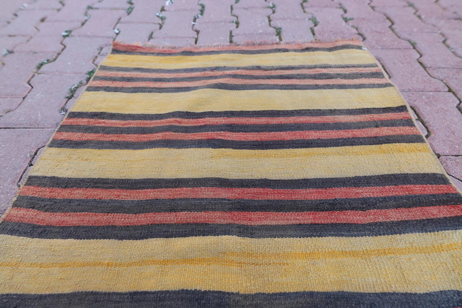 1960s Southwestern Striped Hand Knotted Nomadic Kilim Runner Rug - 7