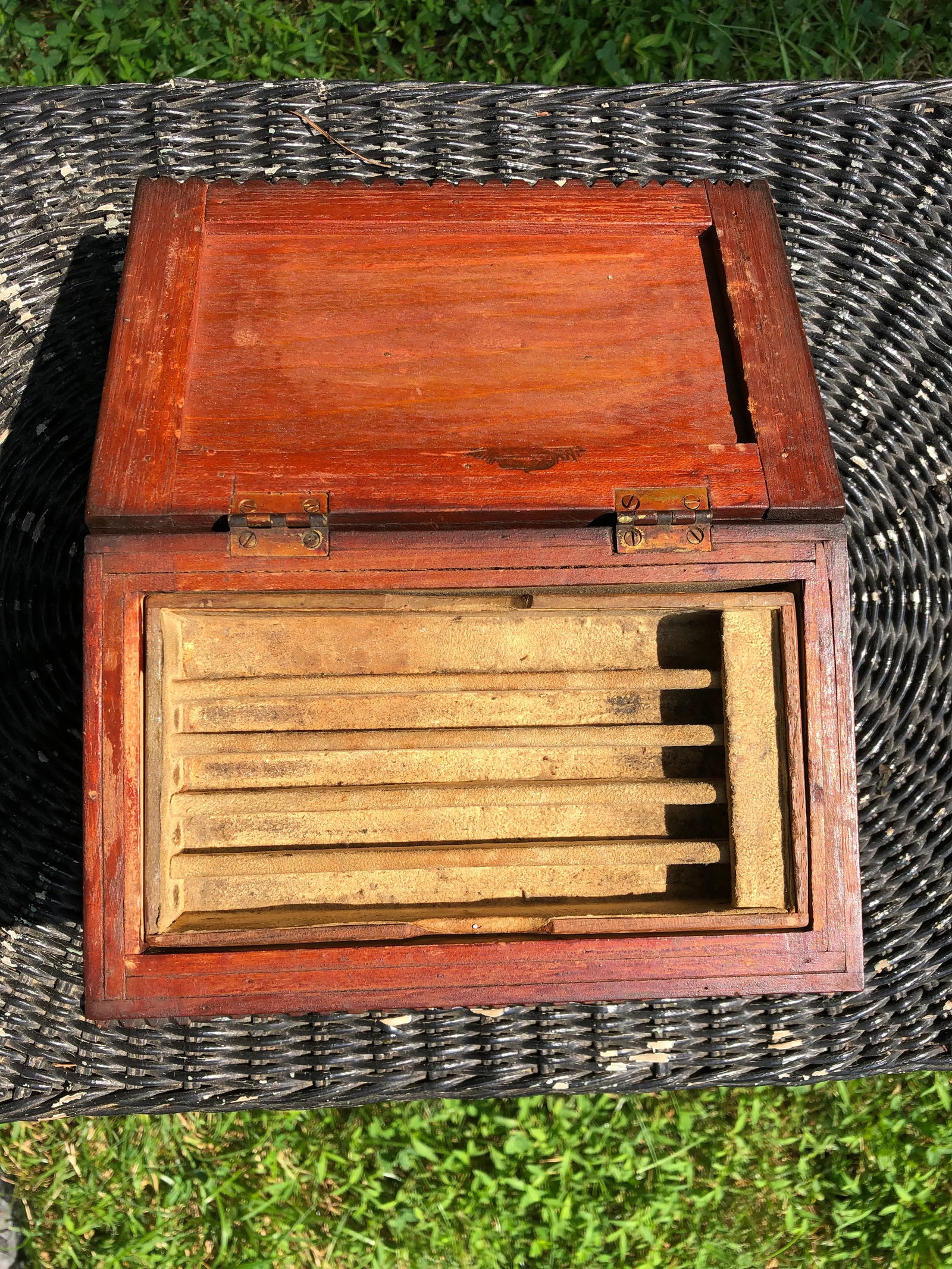 Antique Tramp Art Box With Lift-Up Tray - 8