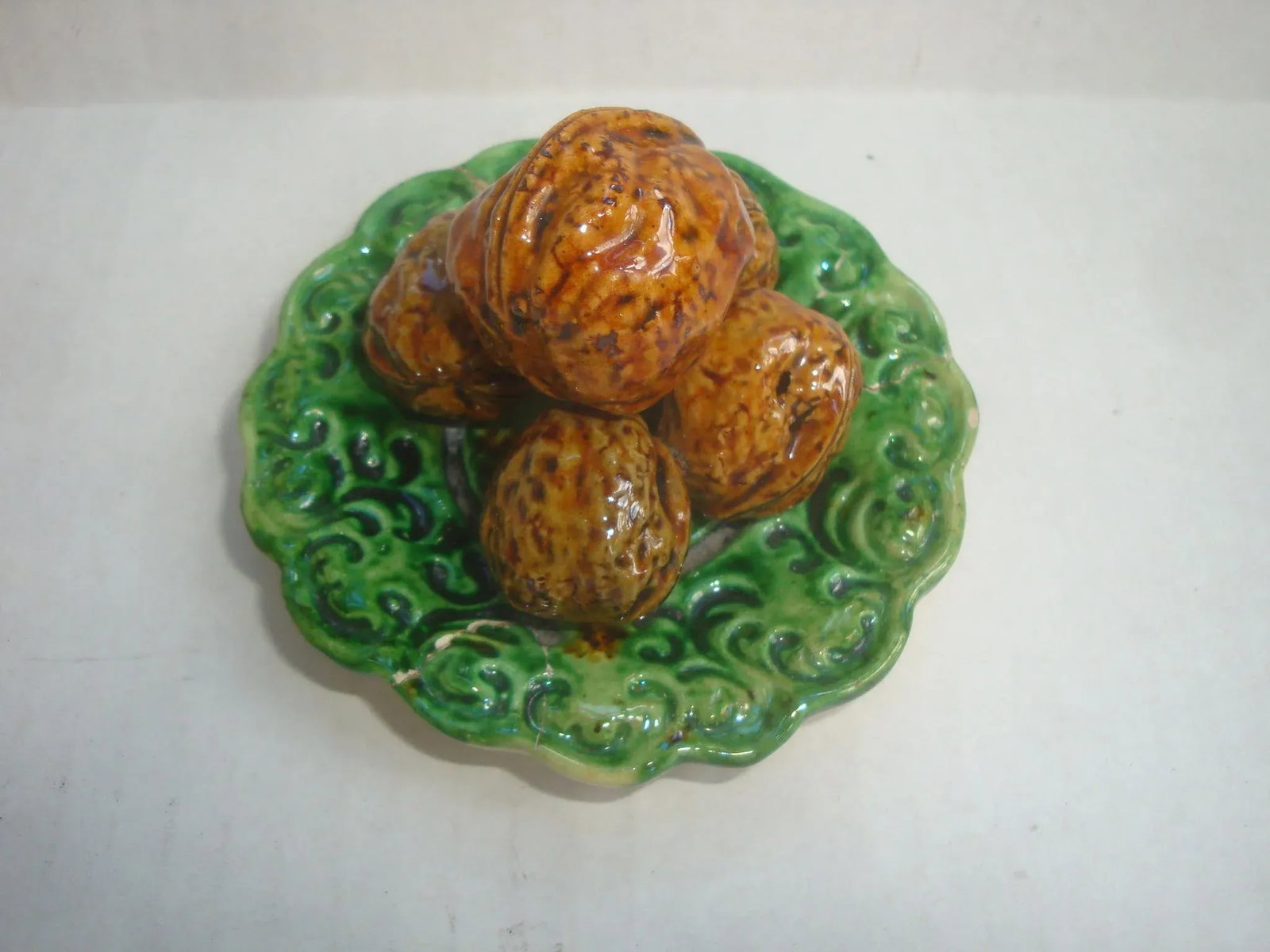 Antique Majolica Trompe l'Oeil Walnut Plate - 2