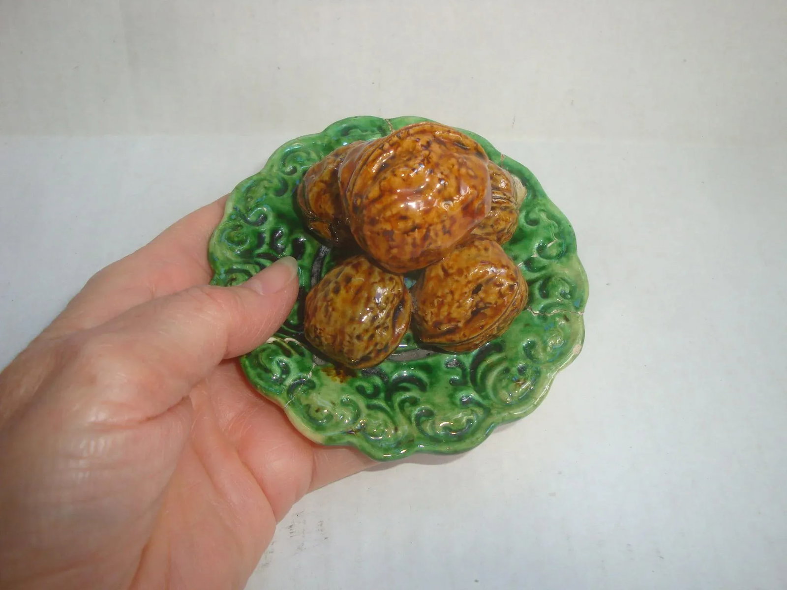 Antique Majolica Trompe l'Oeil Walnut Plate - 4