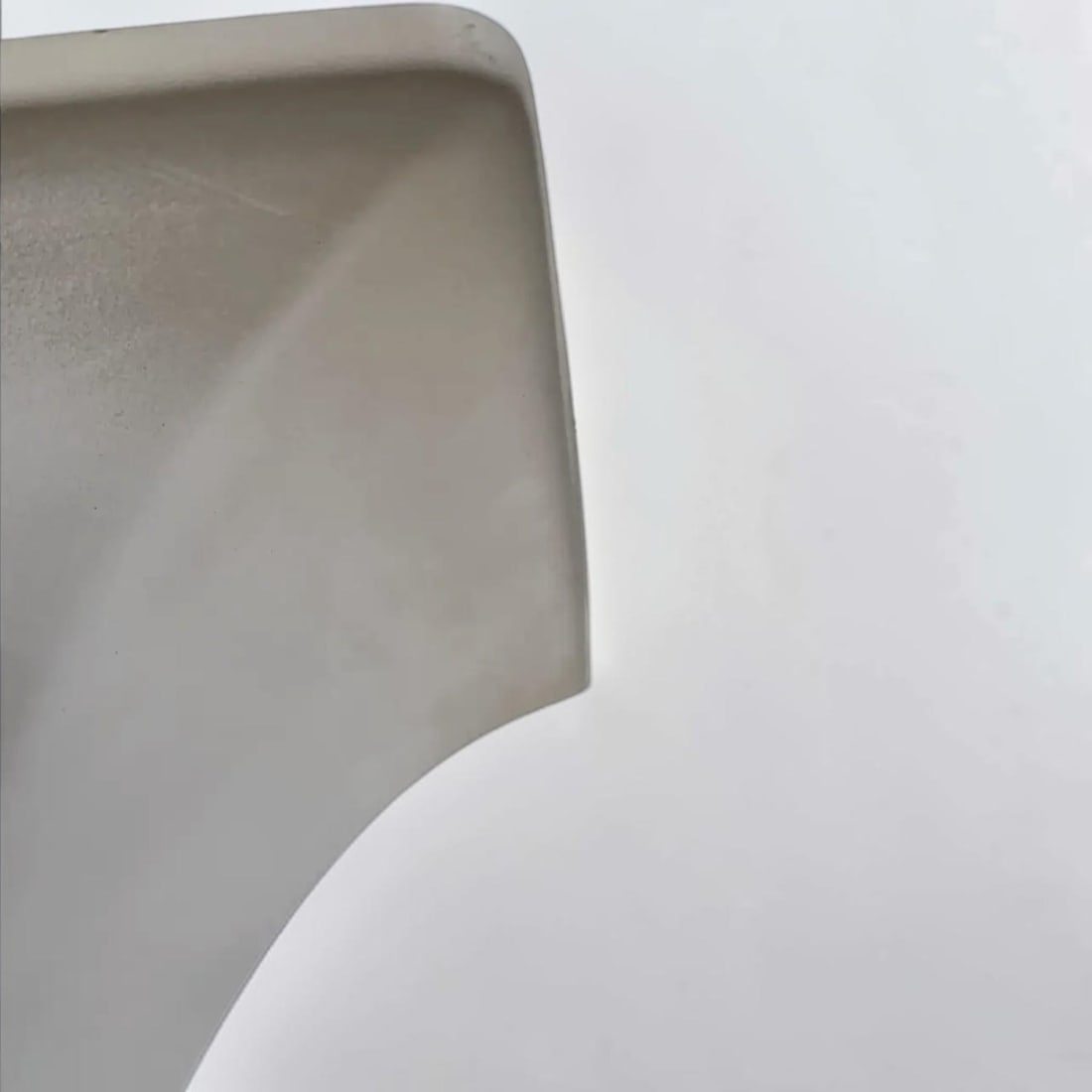 Post-Modern Frosted Lucite Floor Lamp - 8