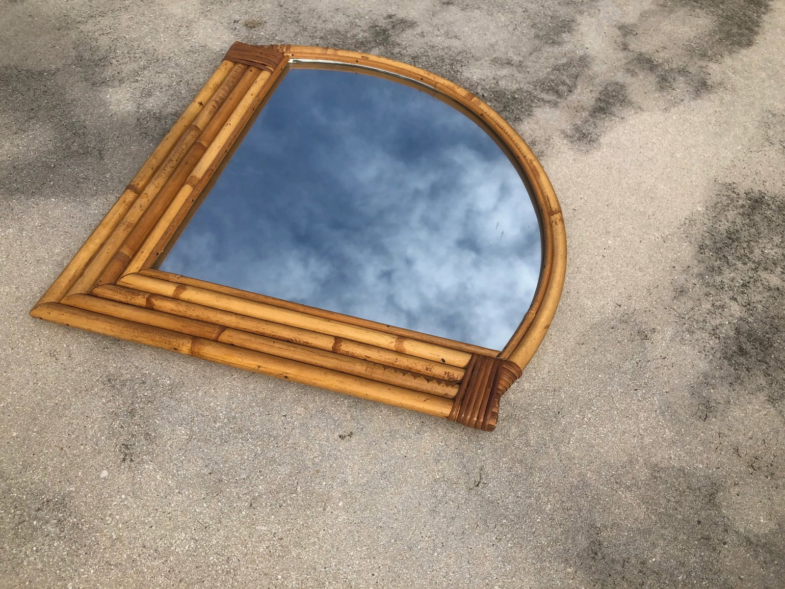 Vintage Coastal Art Deco Bamboo Rattan Mid-Century Wall Mirror - 3