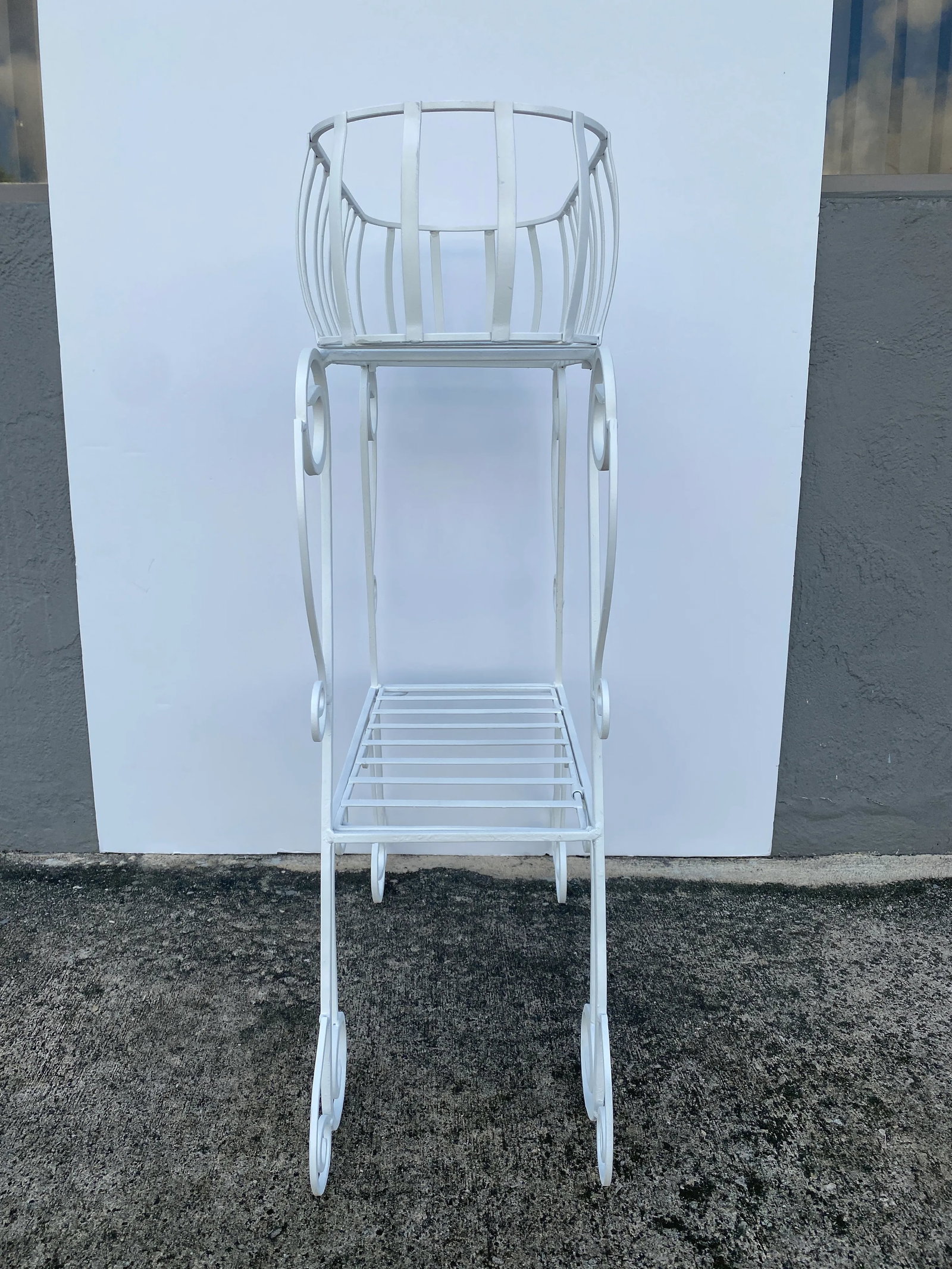 1950s Salterini Style Wrought Iron Plant Stand - 2