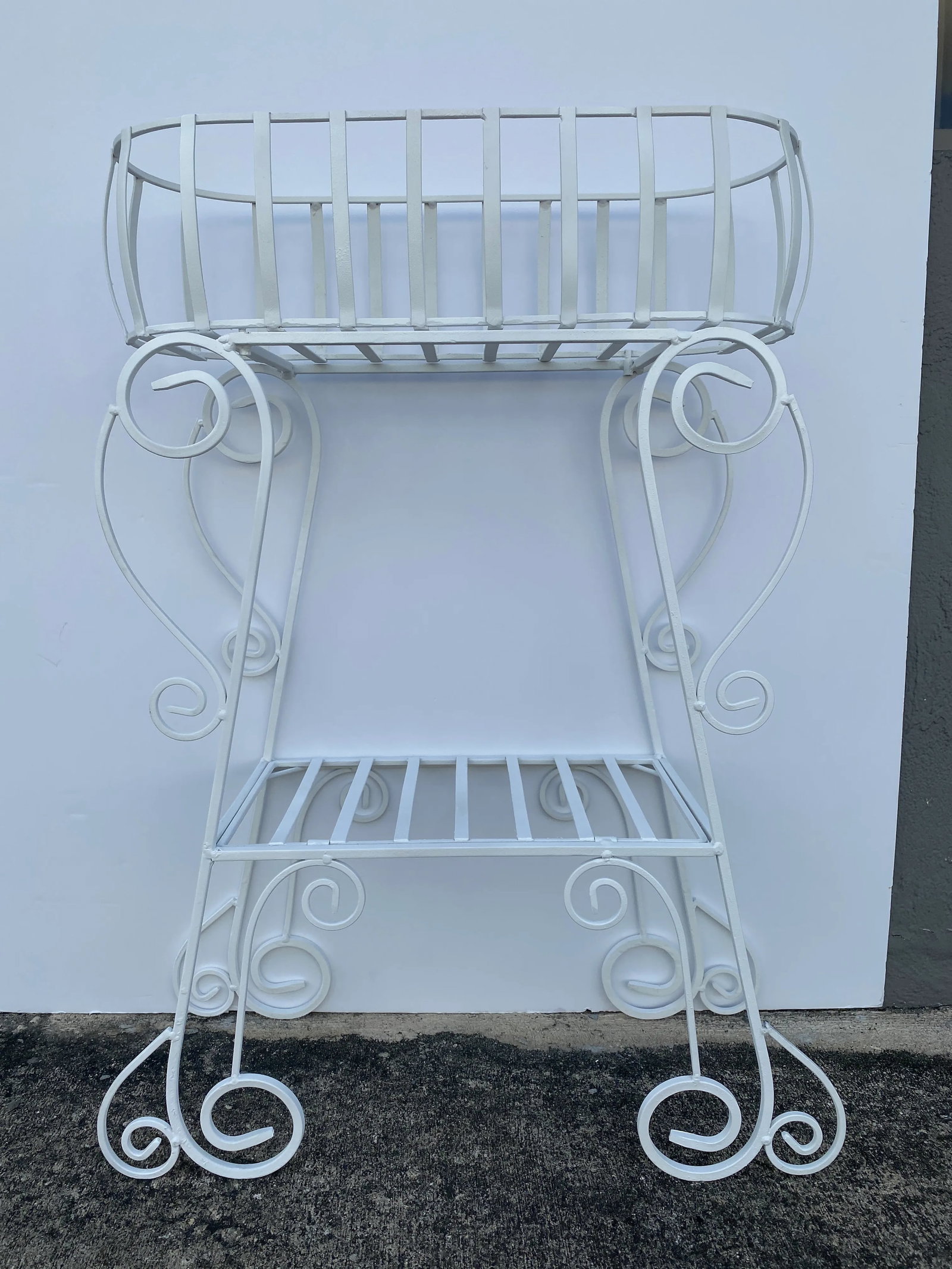 1950s Salterini Style Wrought Iron Plant Stand - 3
