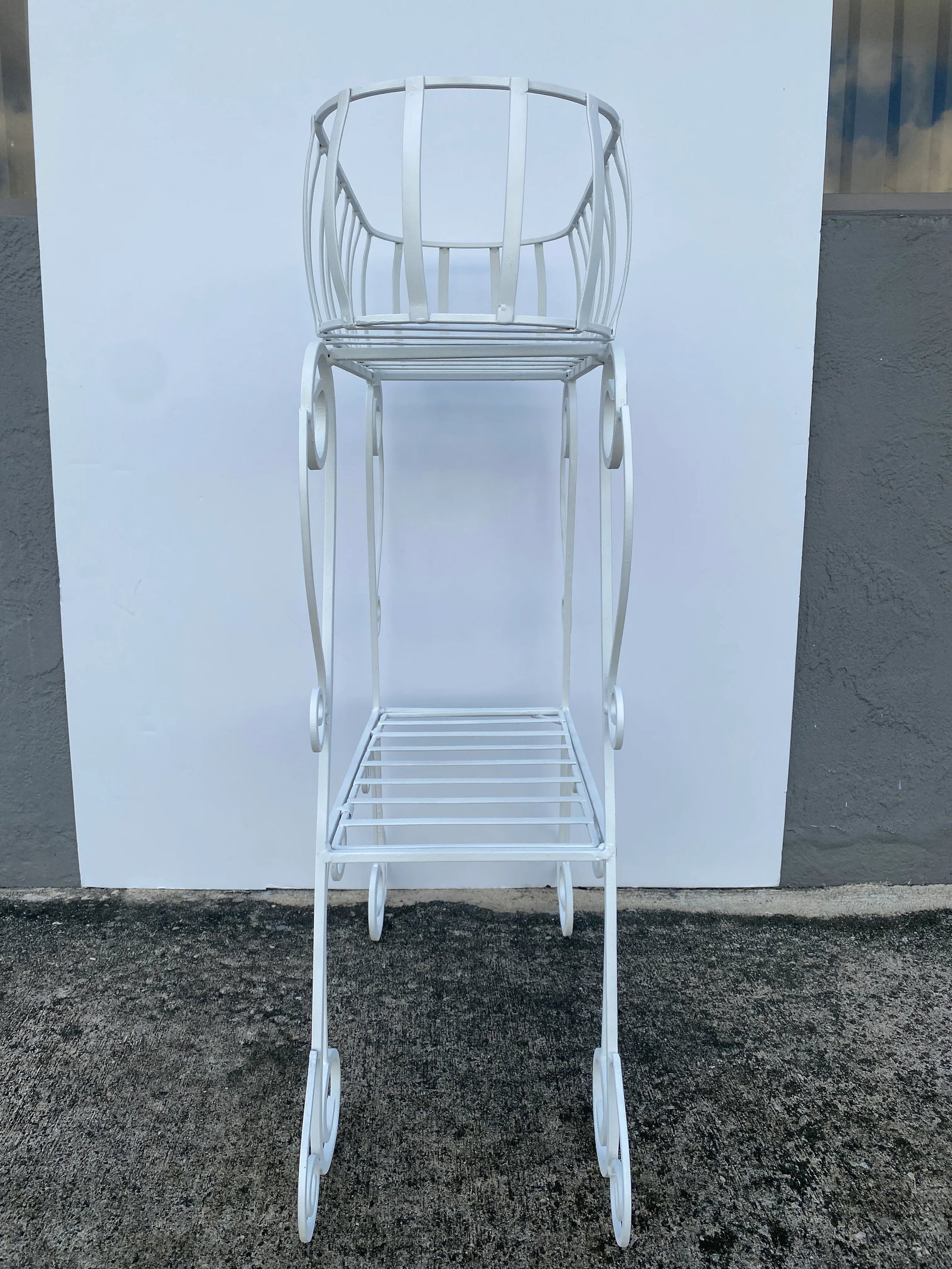 1950s Salterini Style Wrought Iron Plant Stand - 4