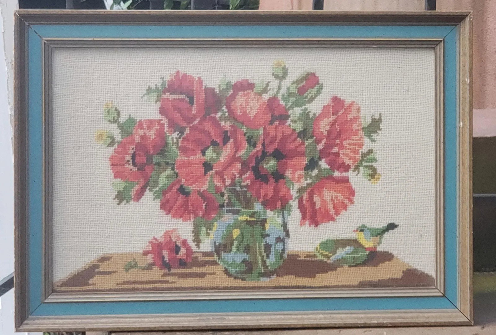 Vintage 1950s Boho Framed Floral Needlepoint With a Bird - 9